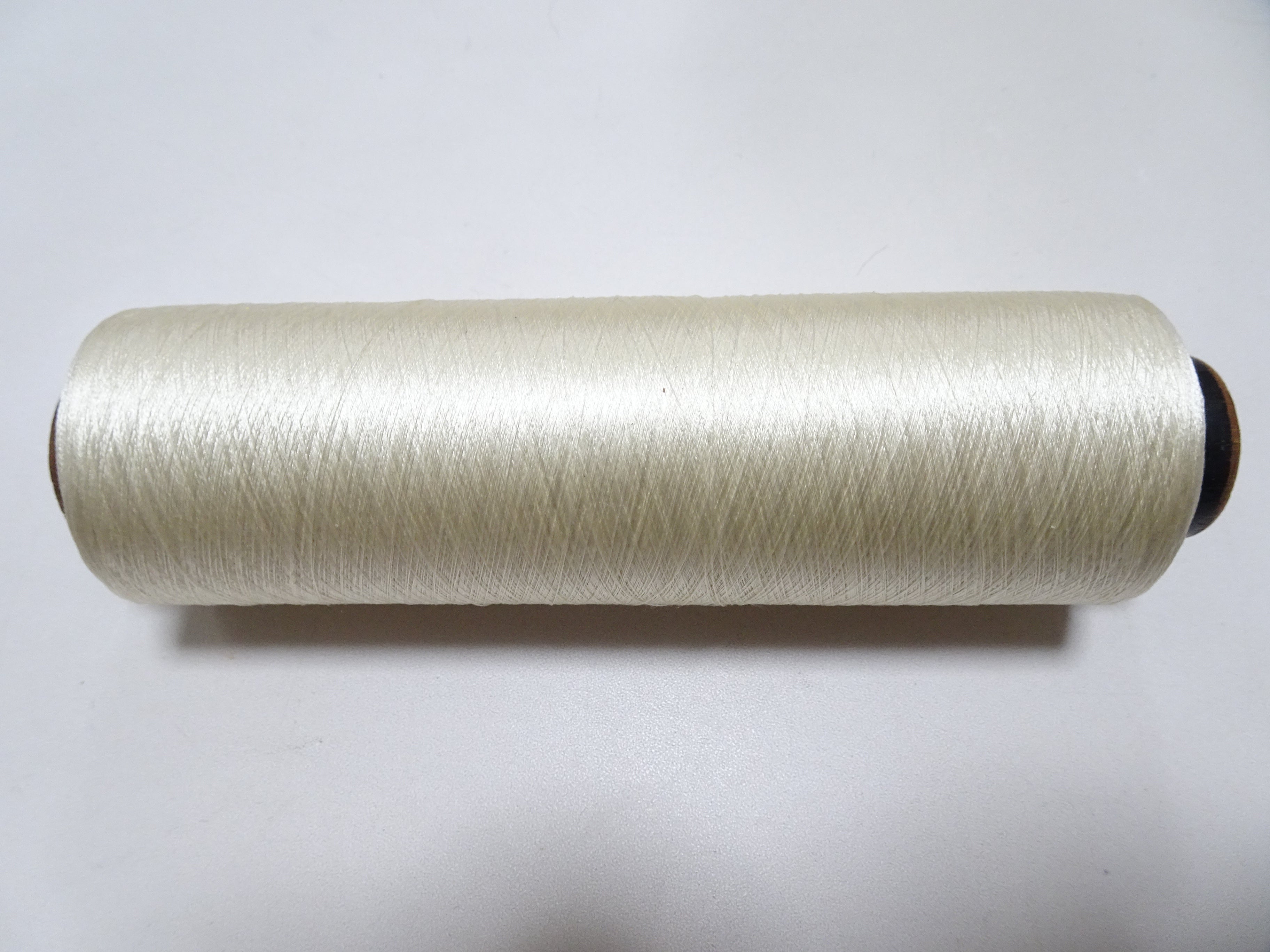 Japanese Vintage Silk Thread & Woodn Spool Embroidery 18708