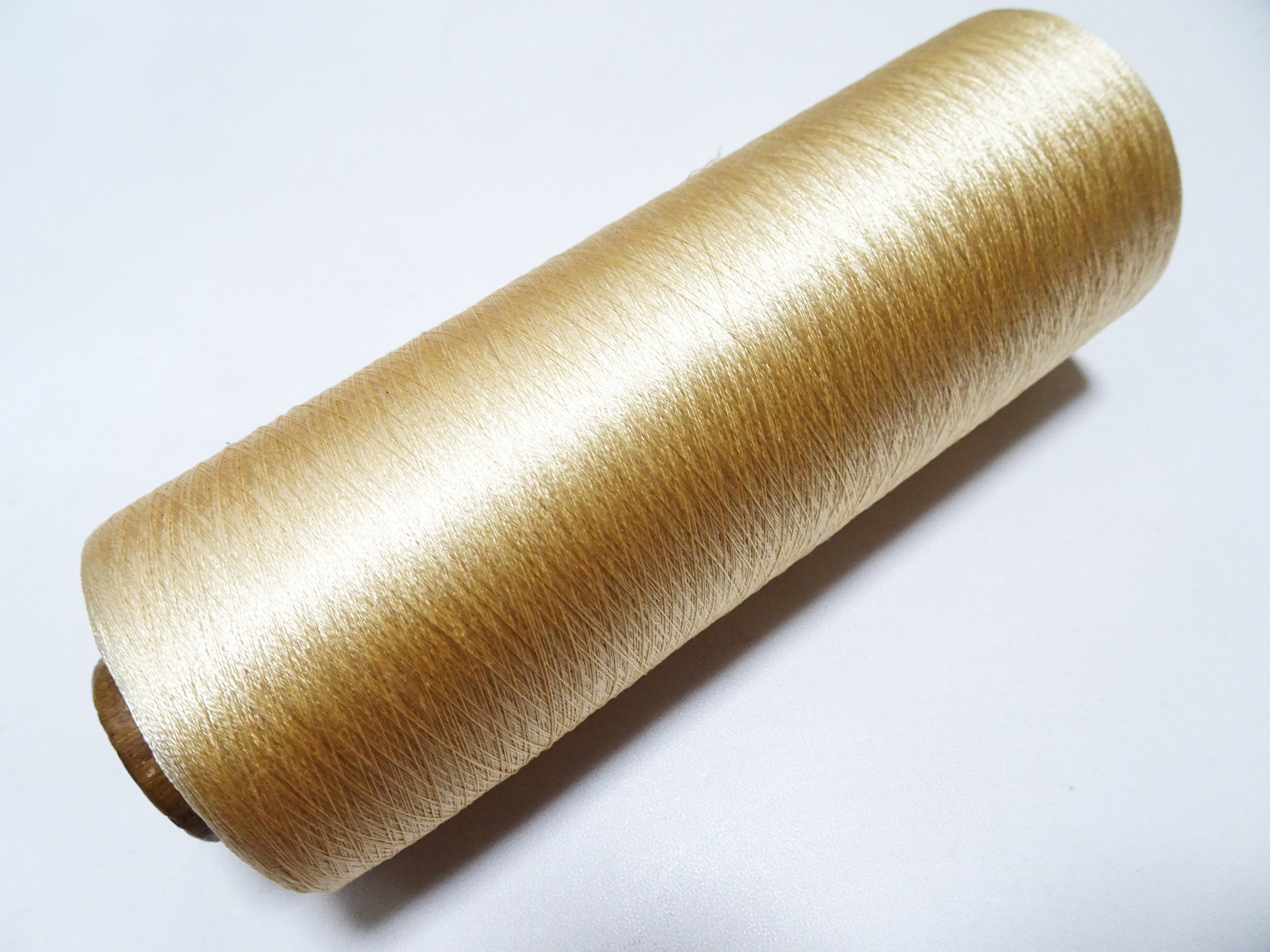 Japanese Vintage Silk Thread & Woodn Spool Embroidery 18710