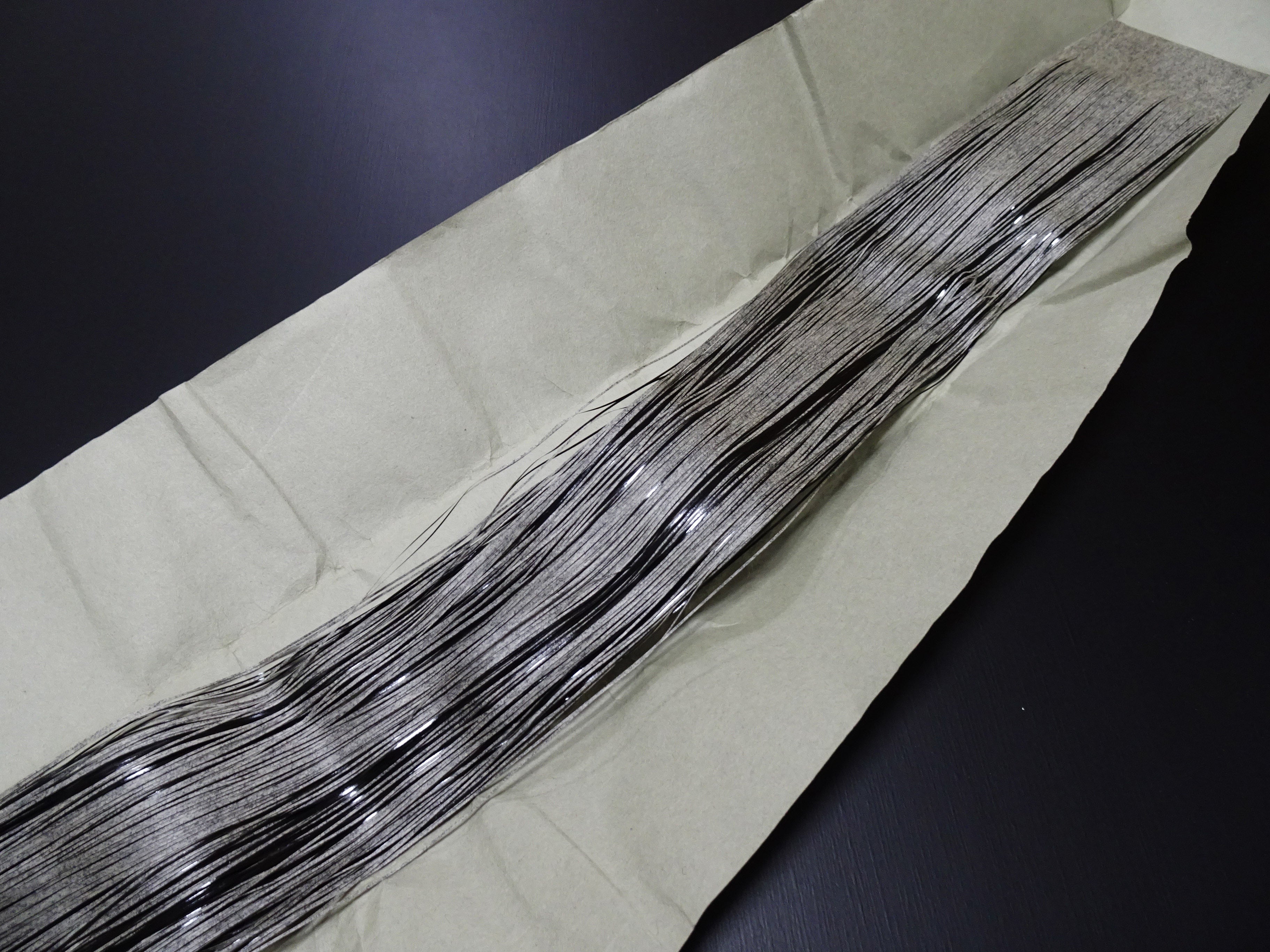 Super Rare Vintage Saga Nishiki Flat Urushi lacquer Thread – Premium Hira-haku, Traditional Japanese Textile Material 16004