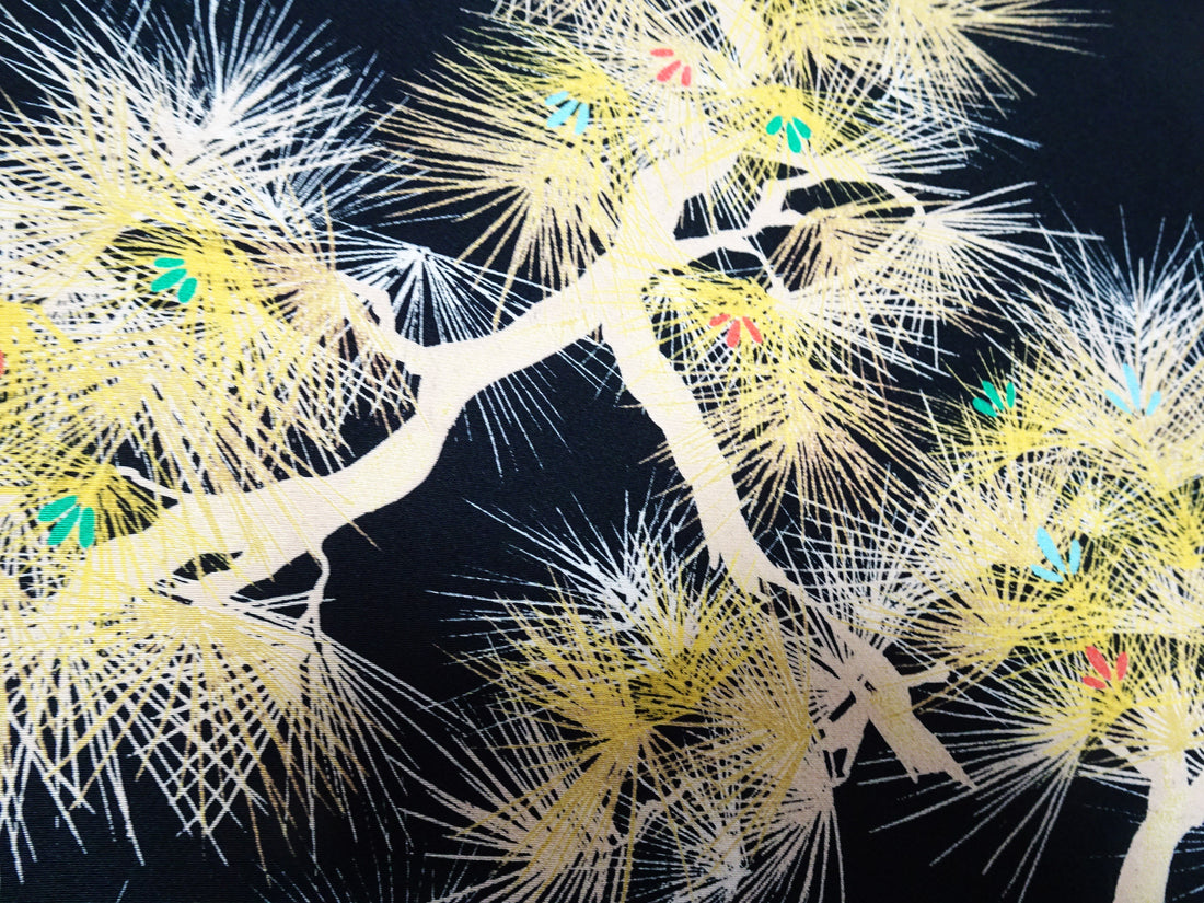 Rare Antique Tango Chirimen Kimono Fabric – Pine Motif on Black Taisho–Early Showa Era | Exceptionally Soft Silk Komon Bolt 14278