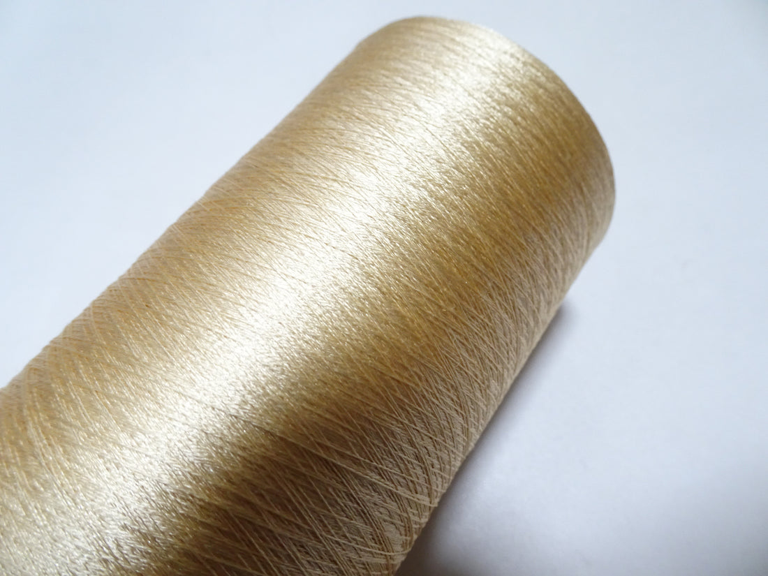 Japanese Vintage Silk Thread & Woodn Spool Embroidery 18710