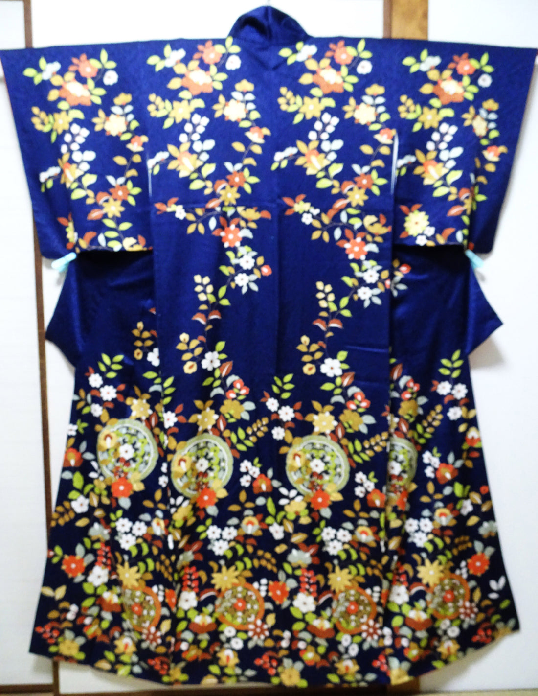 Japanese Kimono Silk Homongi Luxurious Floral Pattern 18100