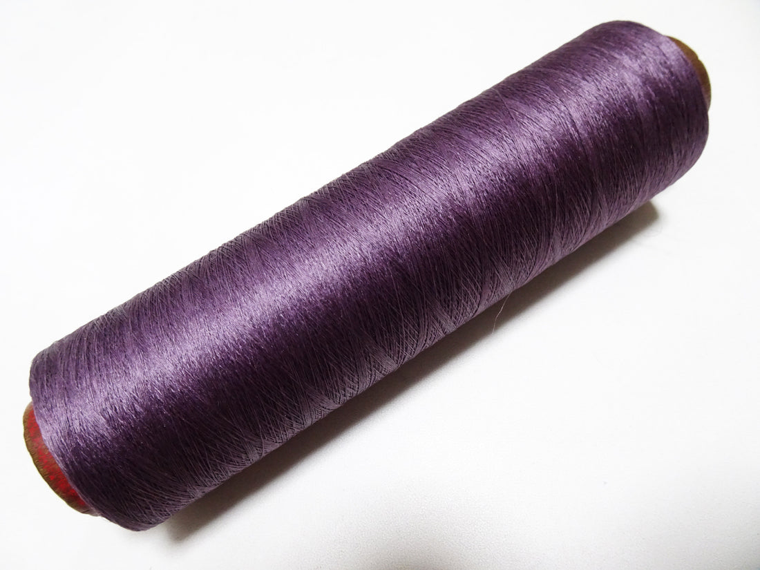 Japanese Vintage Silk Thread & Woodn Spool Embroidery 18712