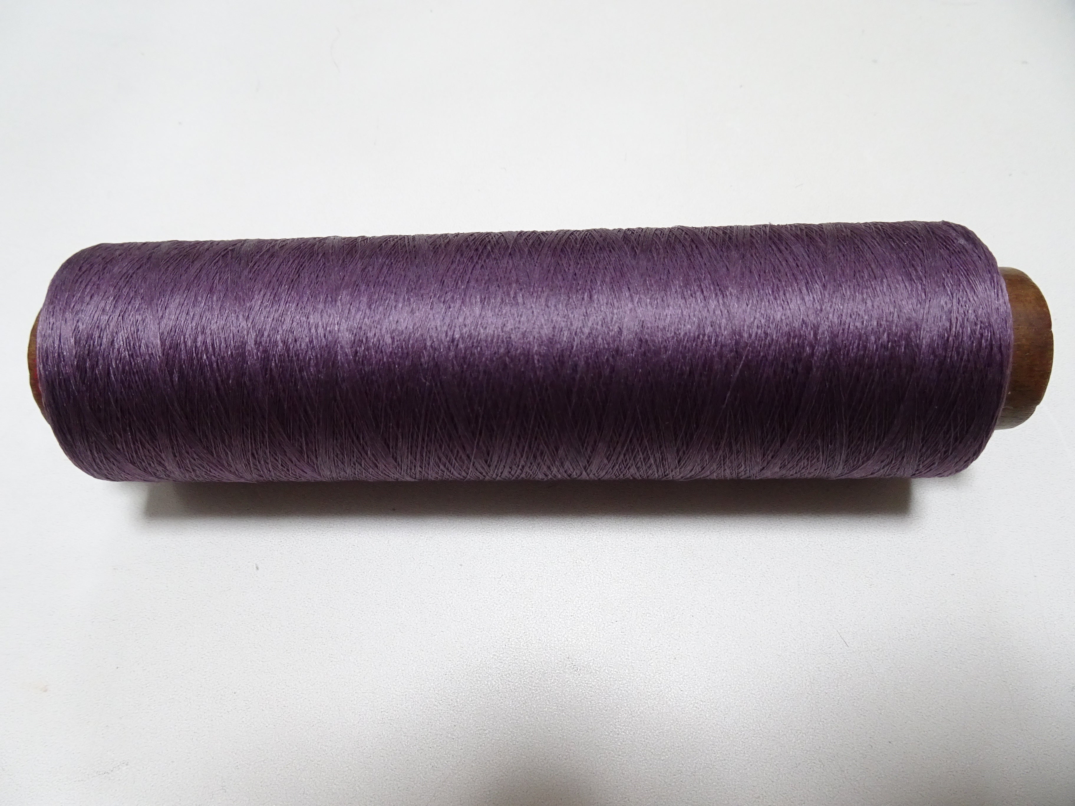 Japanese Vintage Silk Thread & Woodn Spool Embroidery 18712