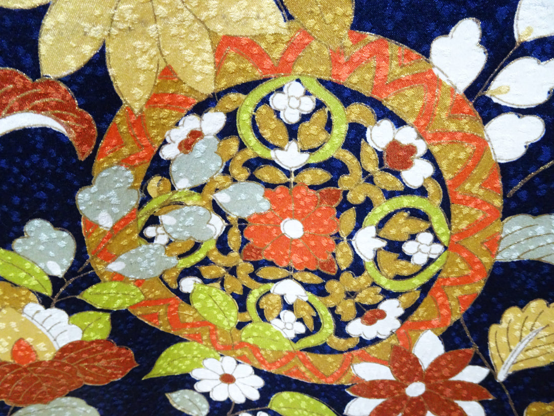 Japanese Kimono Silk Homongi Luxurious Floral Pattern 18100