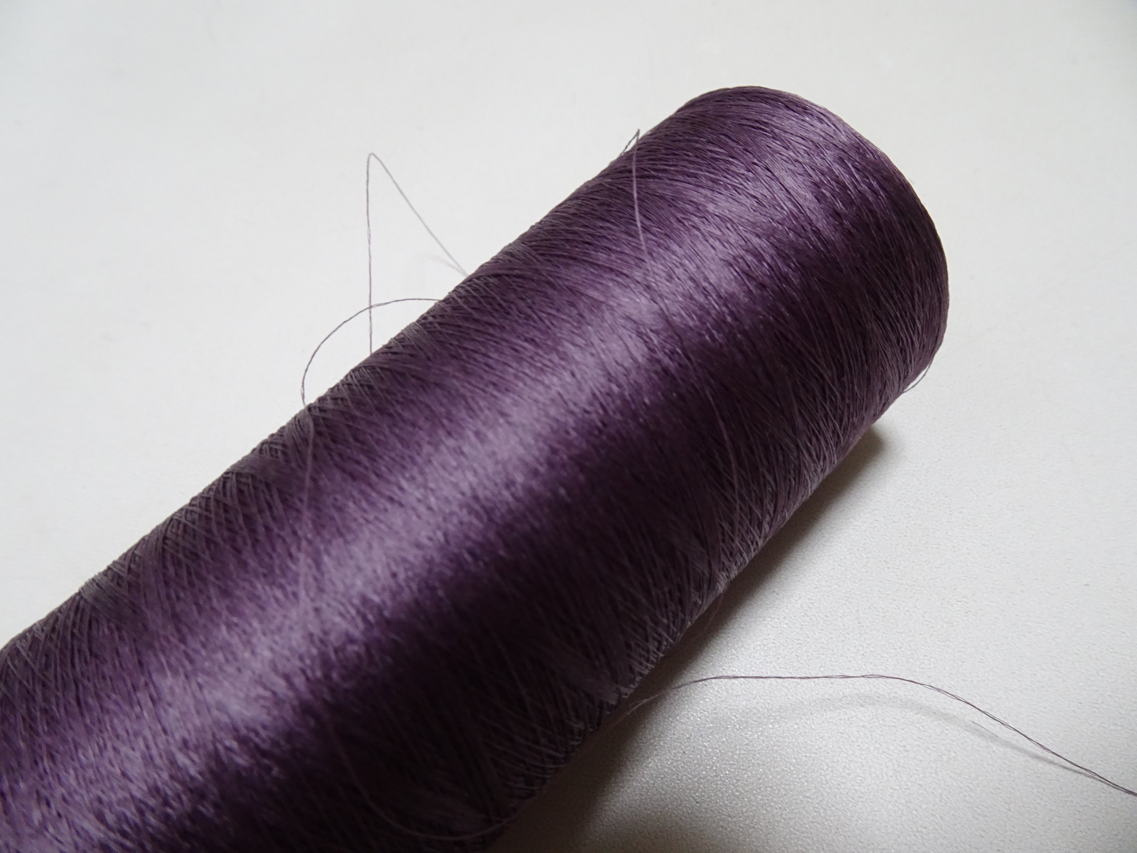 Japanese Vintage Silk Thread & Woodn Spool Embroidery 18712