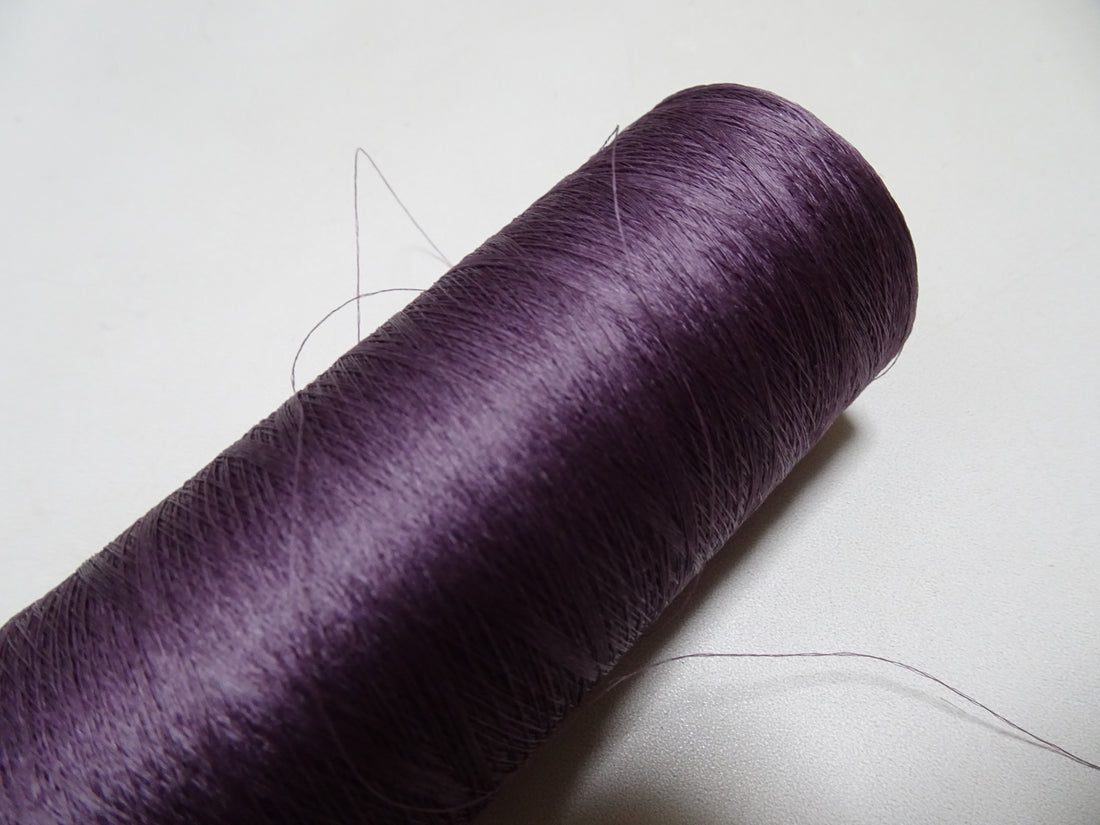 Japanese Vintage Silk Thread & Woodn Spool Embroidery 18712
