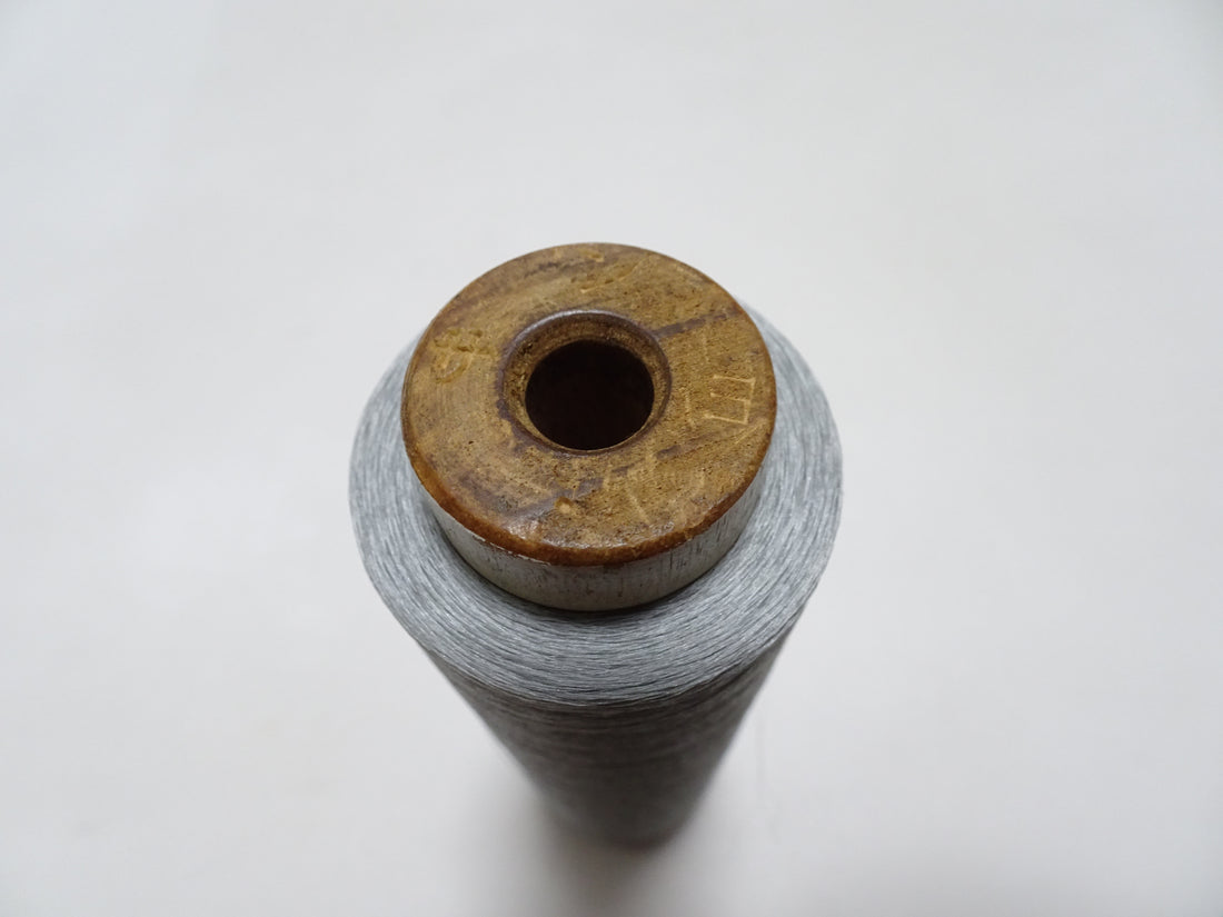 Japanese Vintage Silk Thread & Woodn Spool Embroidery 18714