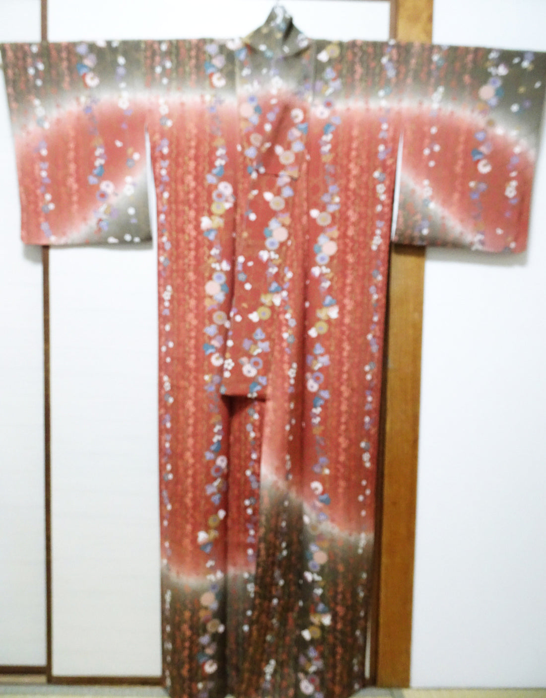 Japanese Kimono Chirimen Silk Homongi Bokashi Dyed Luxurious Floral Pattern 18101