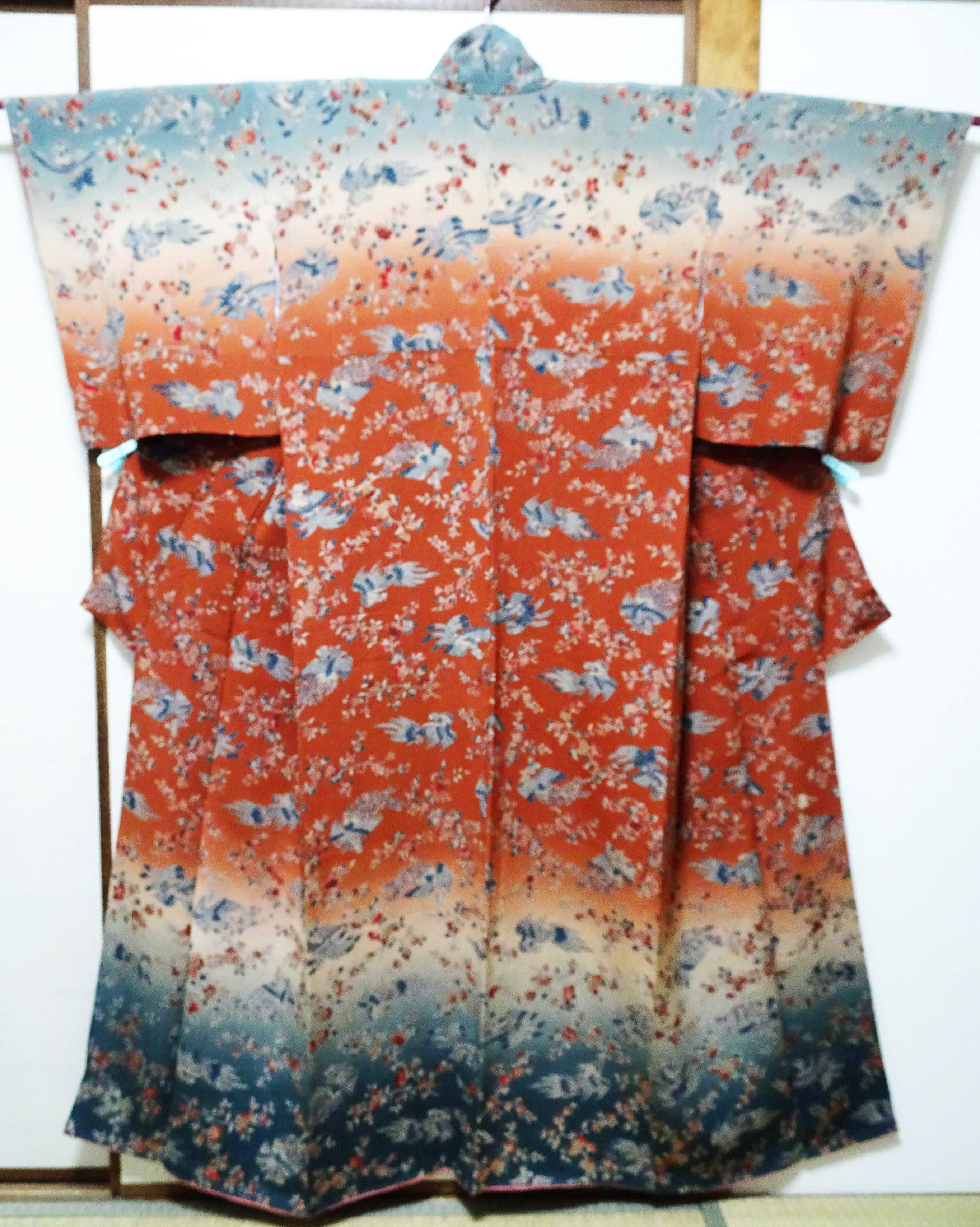 Japanese Kimono Chirimen Silk Homongi Bokashi Dyed Luxurious Floral Pattern 18102