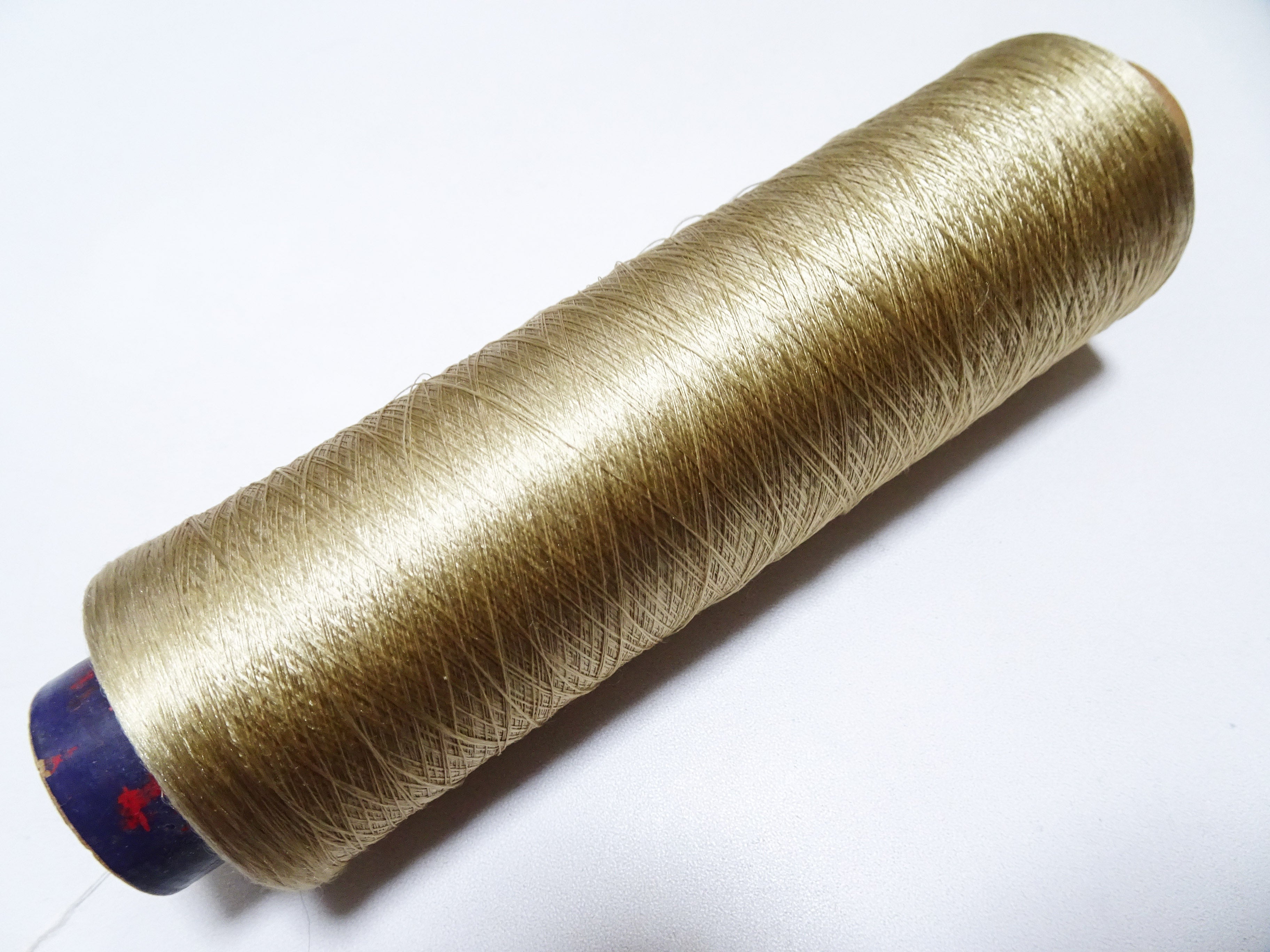Japanese Vintage Silk Thread & Woodn Spool Embroidery 18716