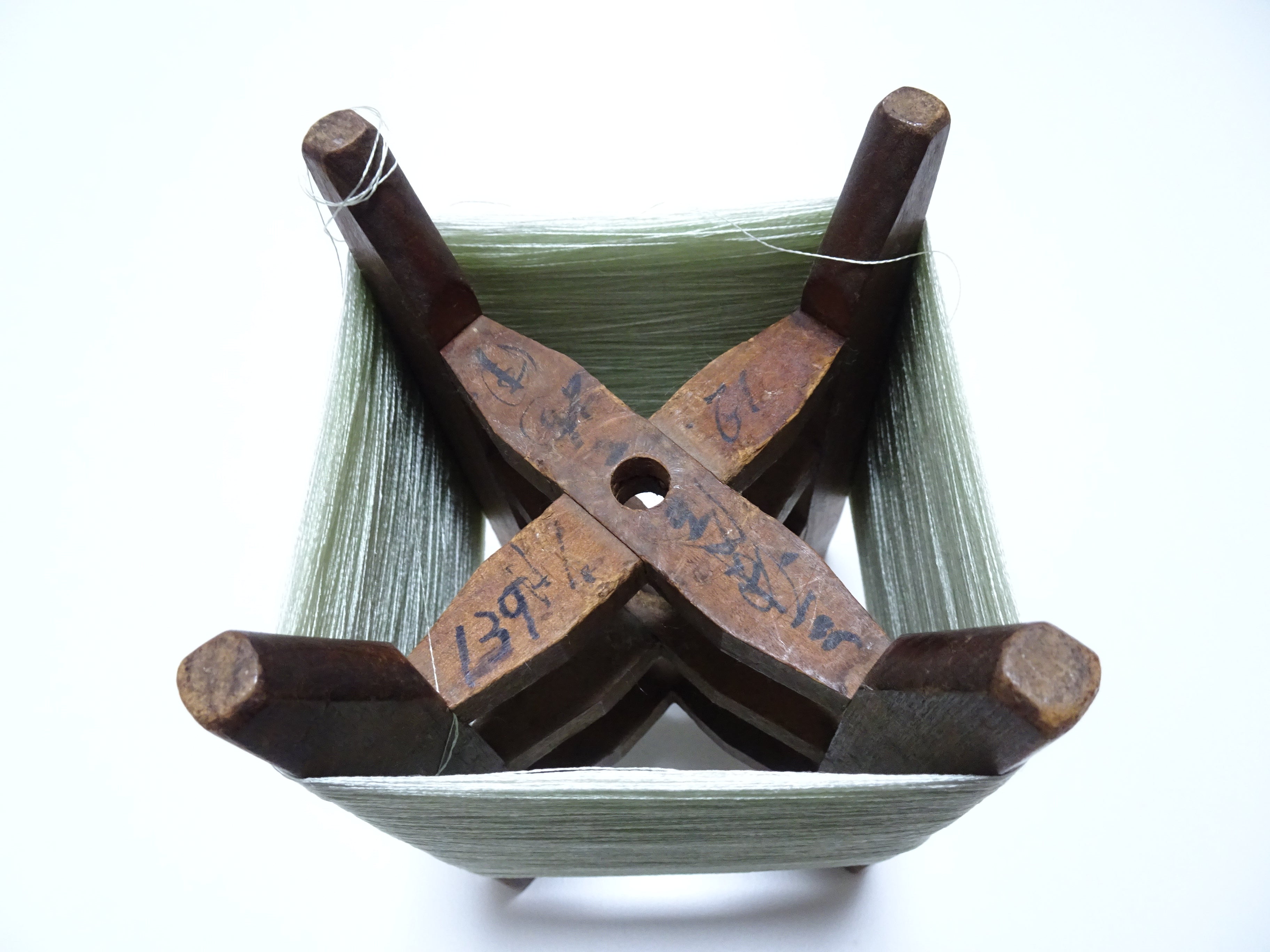Japanese Vintage Wooden Spool & Silk Thread Embroidery 17985