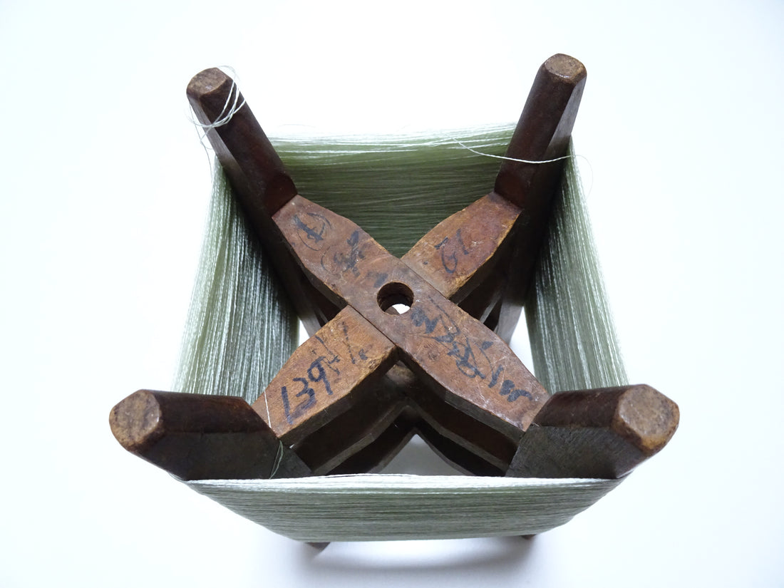Japanese Vintage Wooden Spool & Silk Thread Embroidery 17985