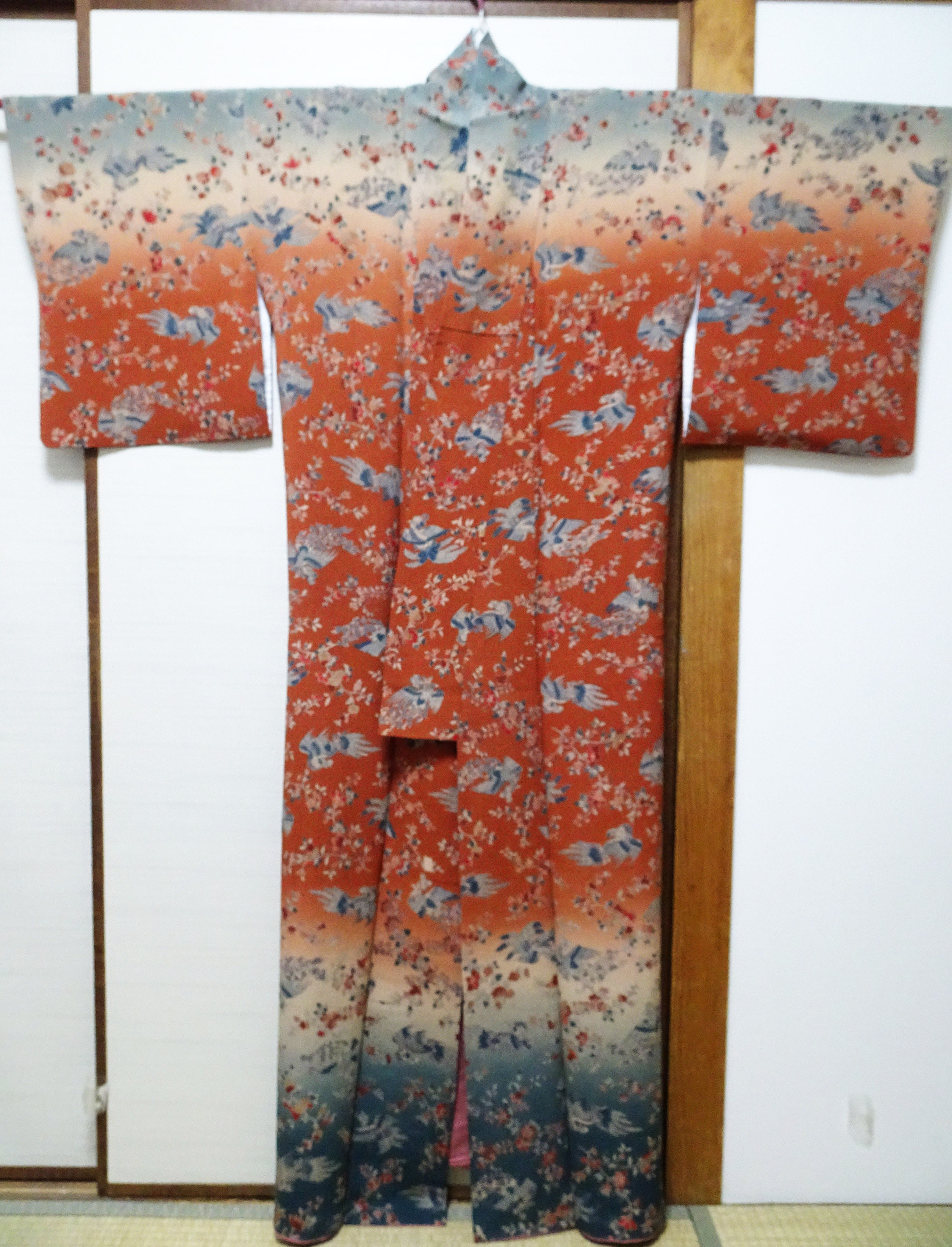 Japanese Kimono Chirimen Silk Homongi Bokashi Dyed Luxurious Floral Pattern 18102