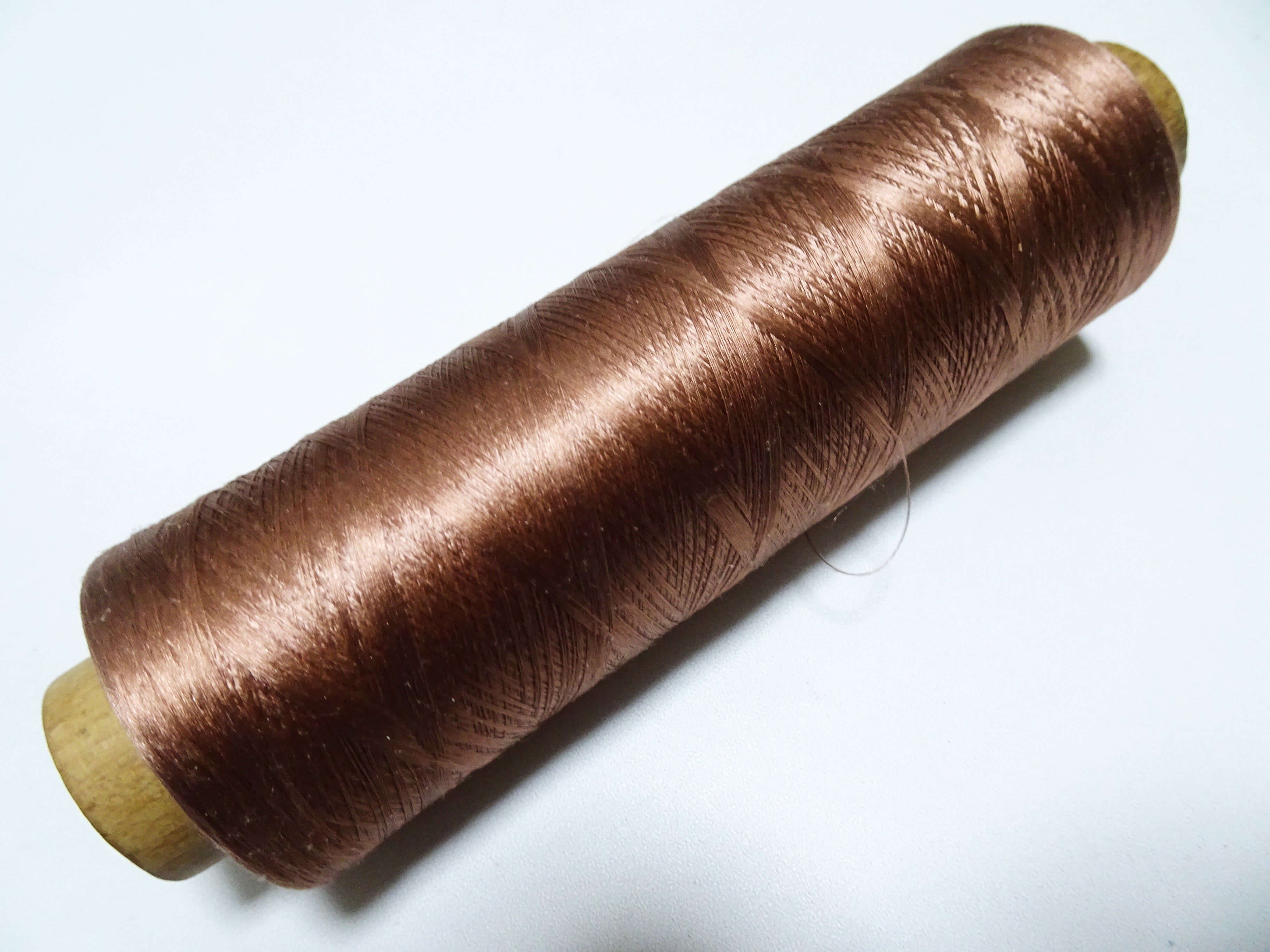 Japanese Vintage Silk Thread & Woodn Spool Embroidery 18717