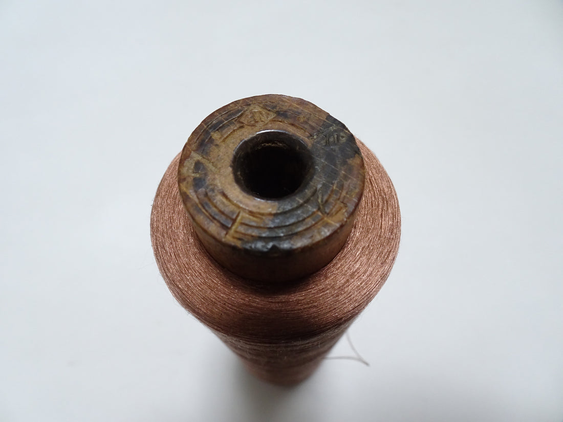 Japanese Vintage Silk Thread & Woodn Spool Embroidery 18717