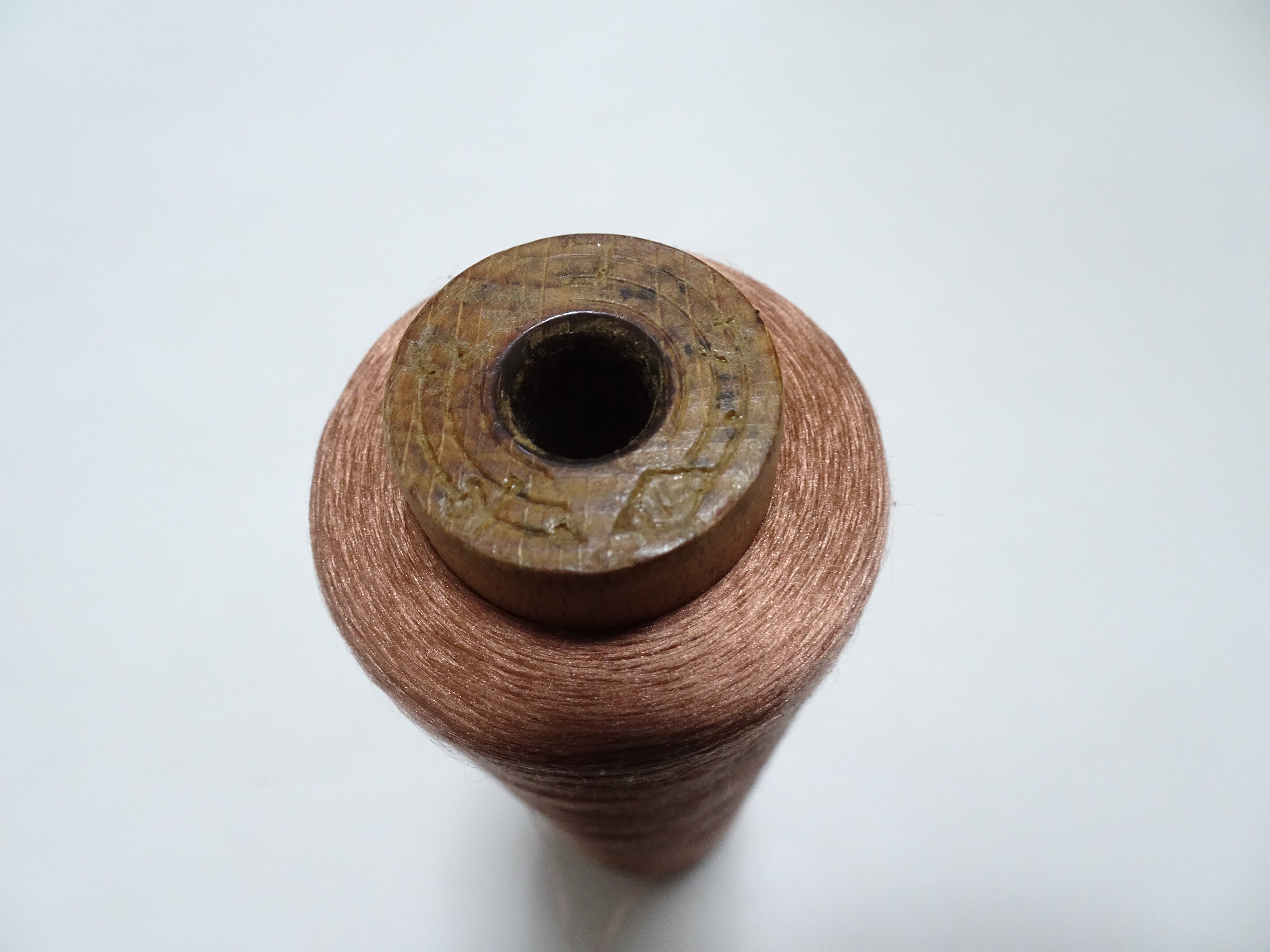 Japanese Vintage Silk Thread & Woodn Spool Embroidery 18717