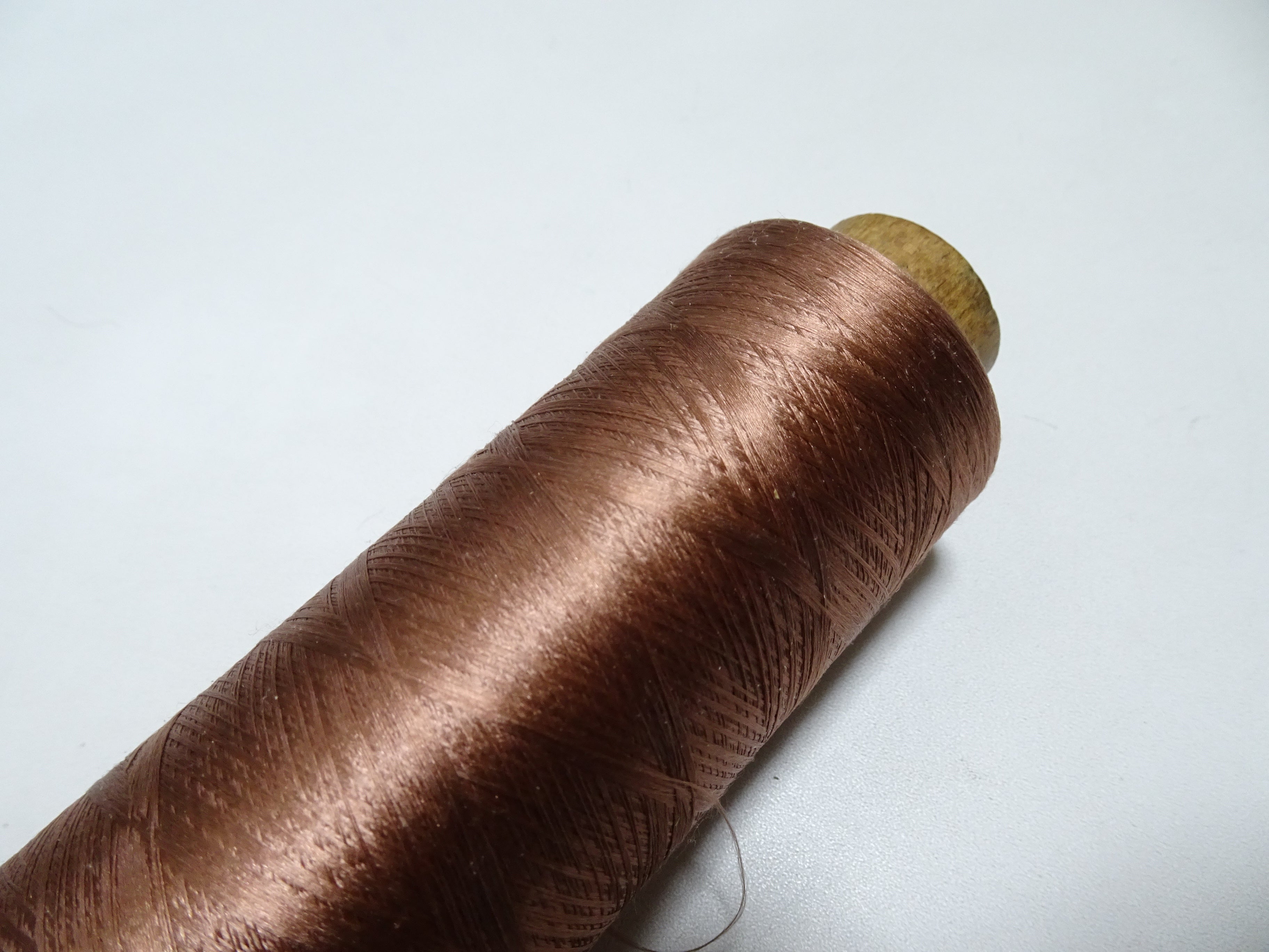 Japanese Vintage Silk Thread & Woodn Spool Embroidery 18717