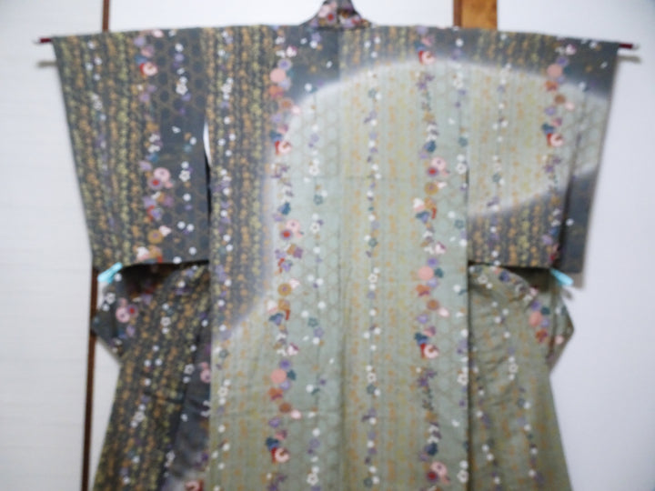 Japanese Kimono Chirimen Silk Homongi Bokashi Dyed Luxurious Floral Pattern 18103