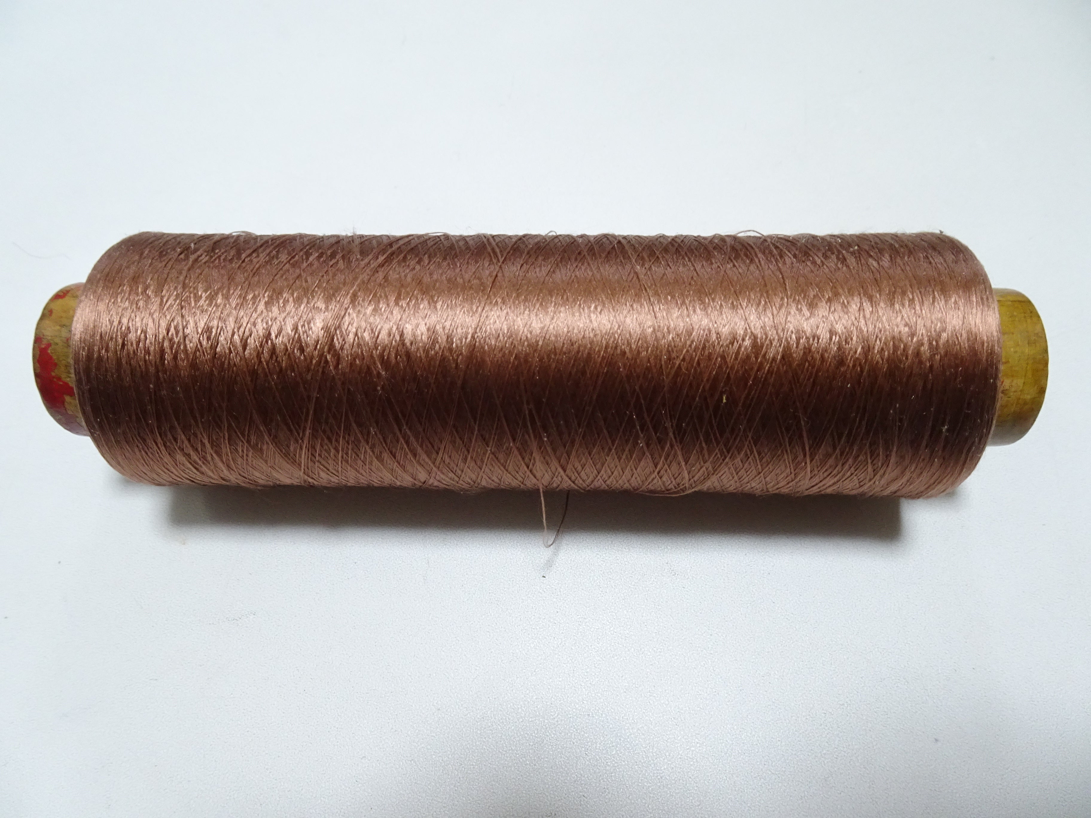 Japanese Vintage Silk Thread & Woodn Spool Embroidery 18718