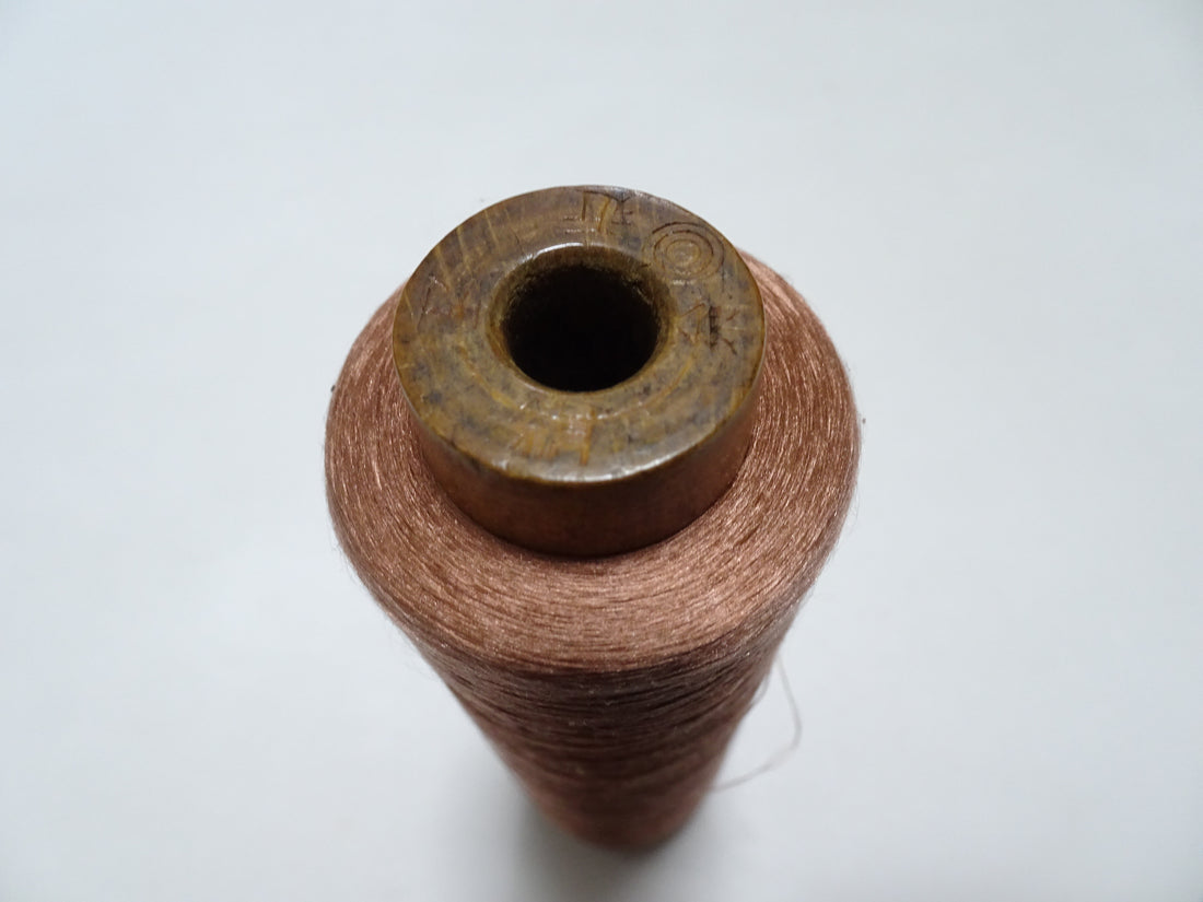 Japanese Vintage Silk Thread & Woodn Spool Embroidery 18718