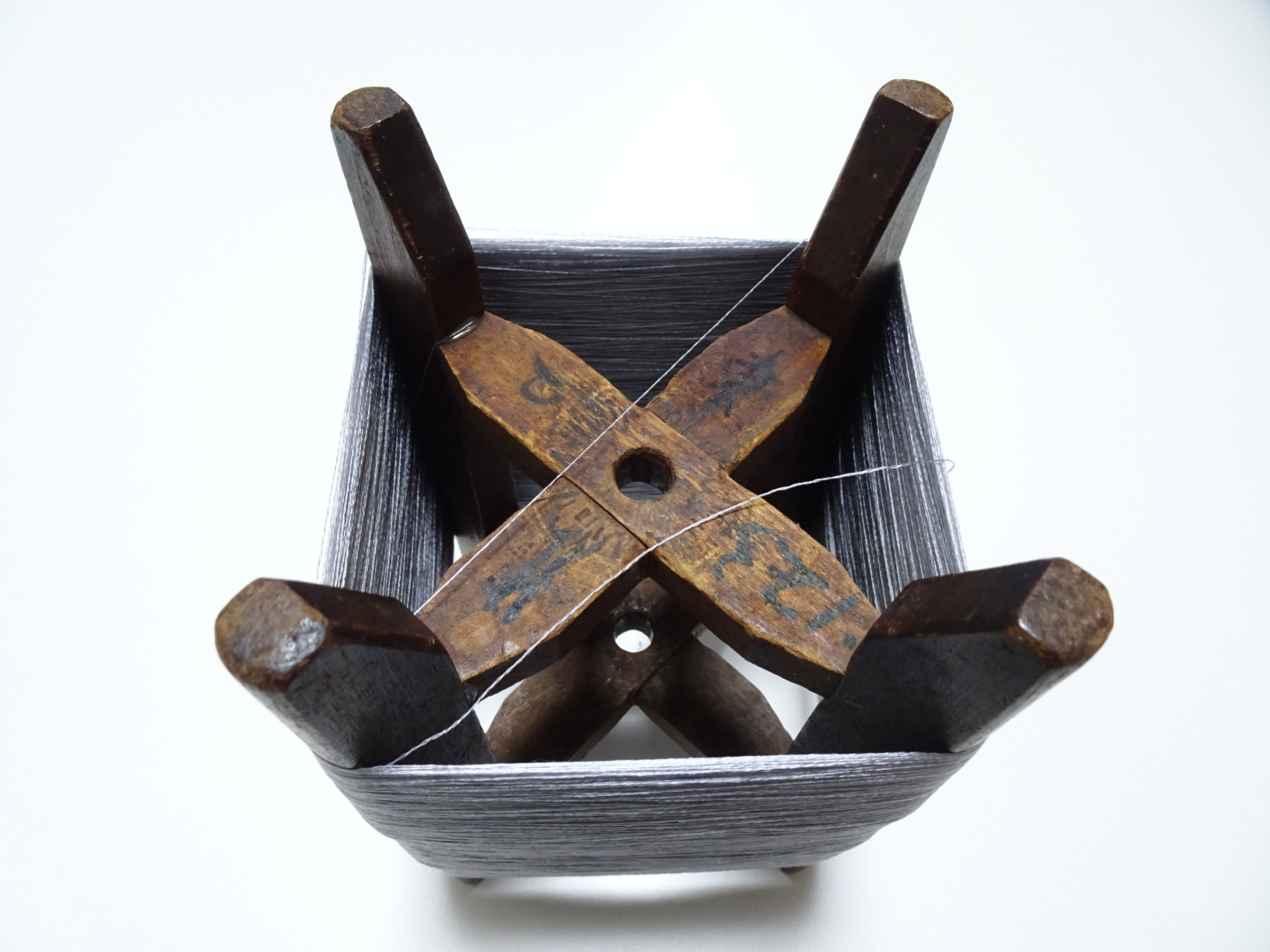 Japanese Vintage Wooden Spool & Silk Thread Embroidery 17987
