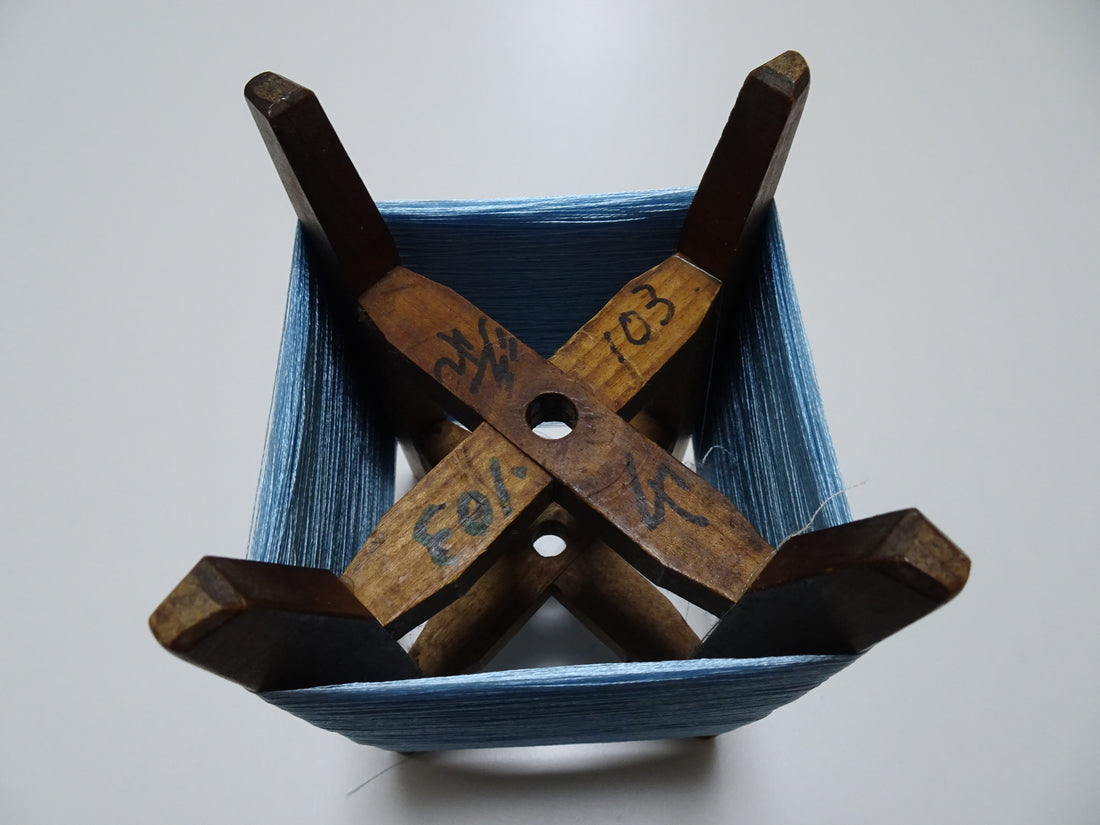 Japanese Vintage Wooden Spool & Silk Thread Embroidery 17988