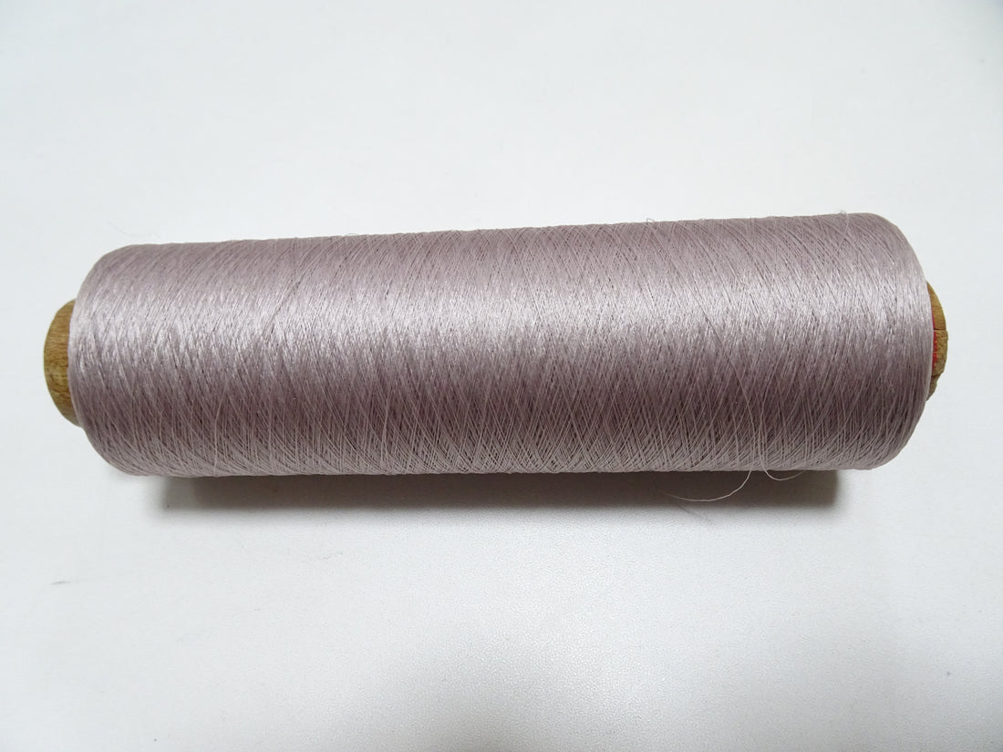 Japanese Vintage Silk Thread & Woodn Spool Embroidery 18720