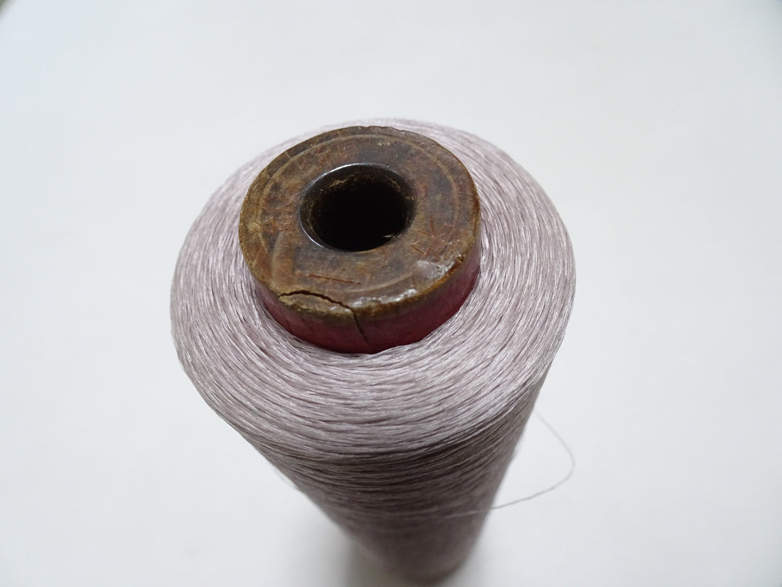 Japanese Vintage Silk Thread & Woodn Spool Embroidery 18720