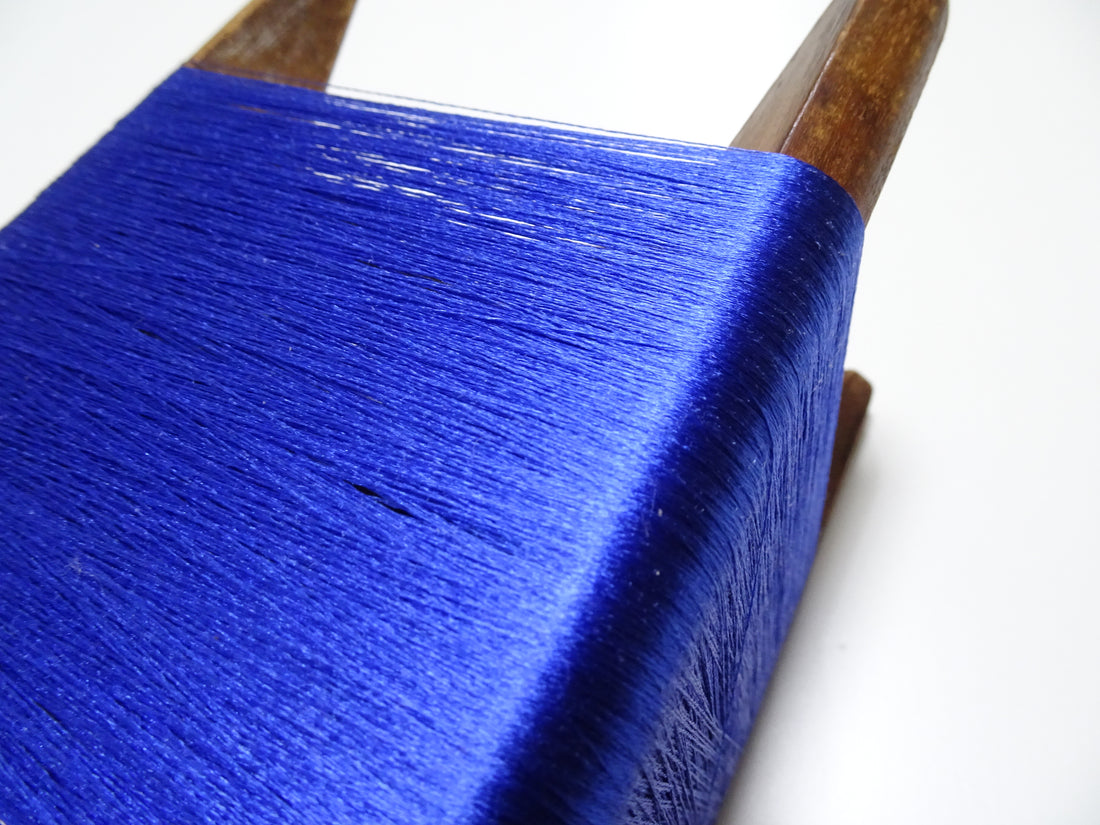 Japanese Vintage Wooden Spool & Silk Thread Embroidery 17989