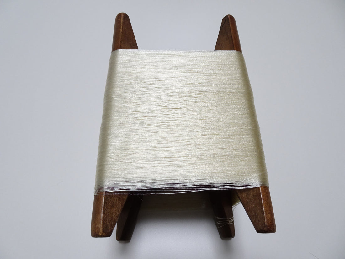 Japanese Vintage Wooden Spool & Silk Thread Embroidery 17990