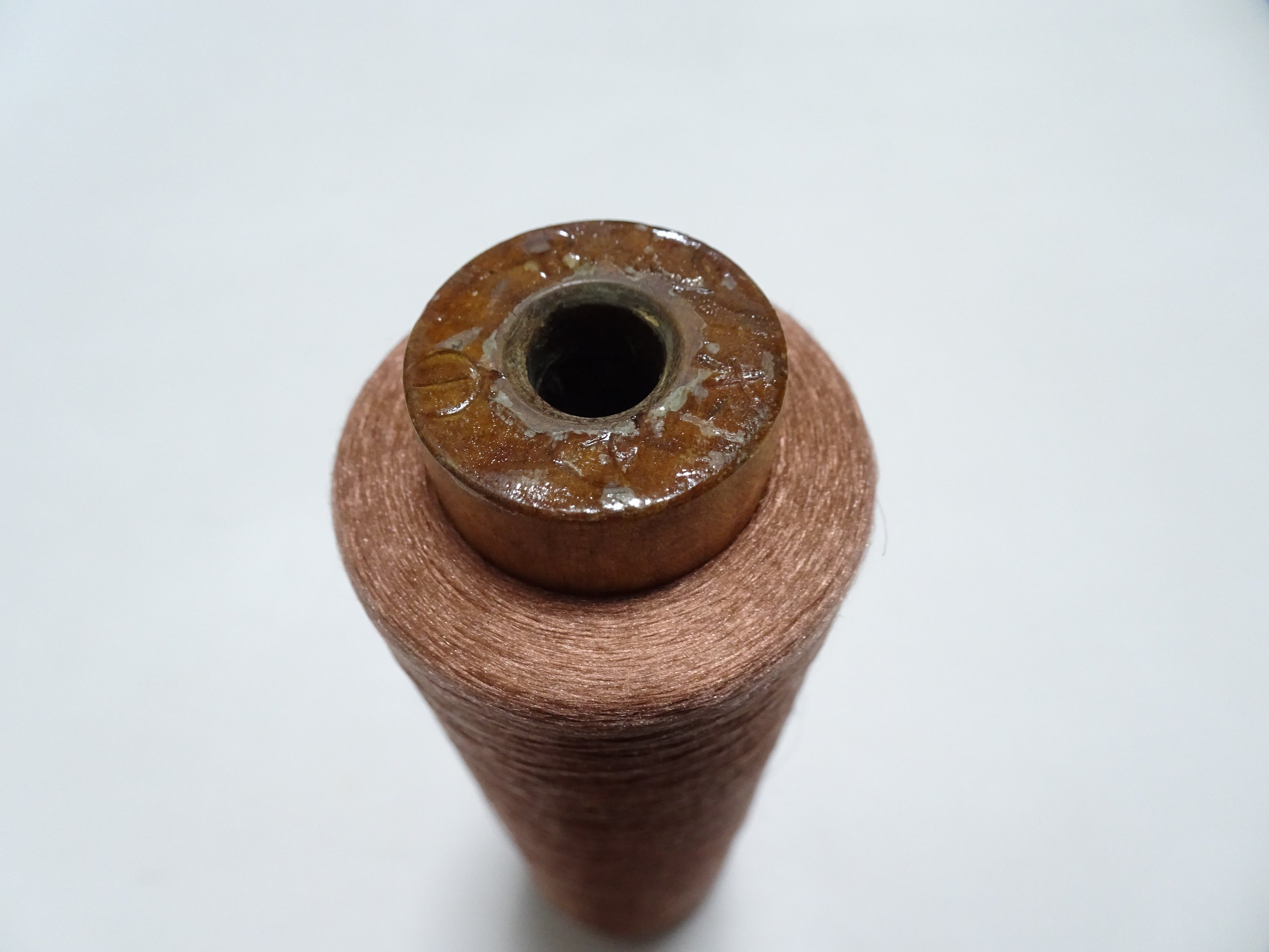 Japanese Vintage Silk Thread & Woodn Spool Embroidery 18721