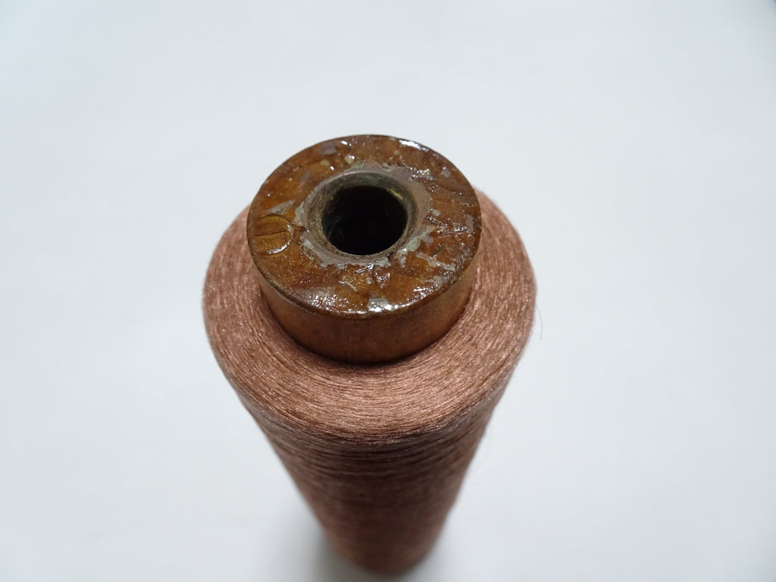 Japanese Vintage Silk Thread & Woodn Spool Embroidery 18721