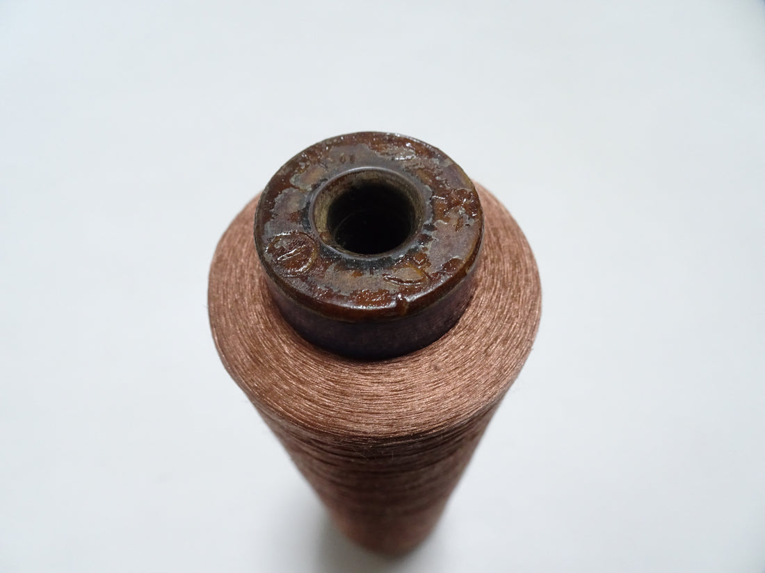 Japanese Vintage Silk Thread & Woodn Spool Embroidery 18721