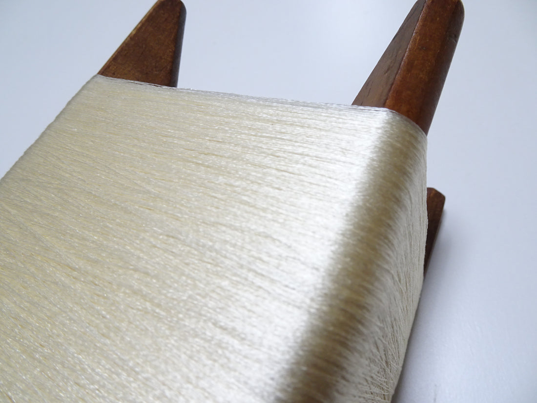 Japanese Vintage Wooden Spool & Silk Thread Embroidery 17990