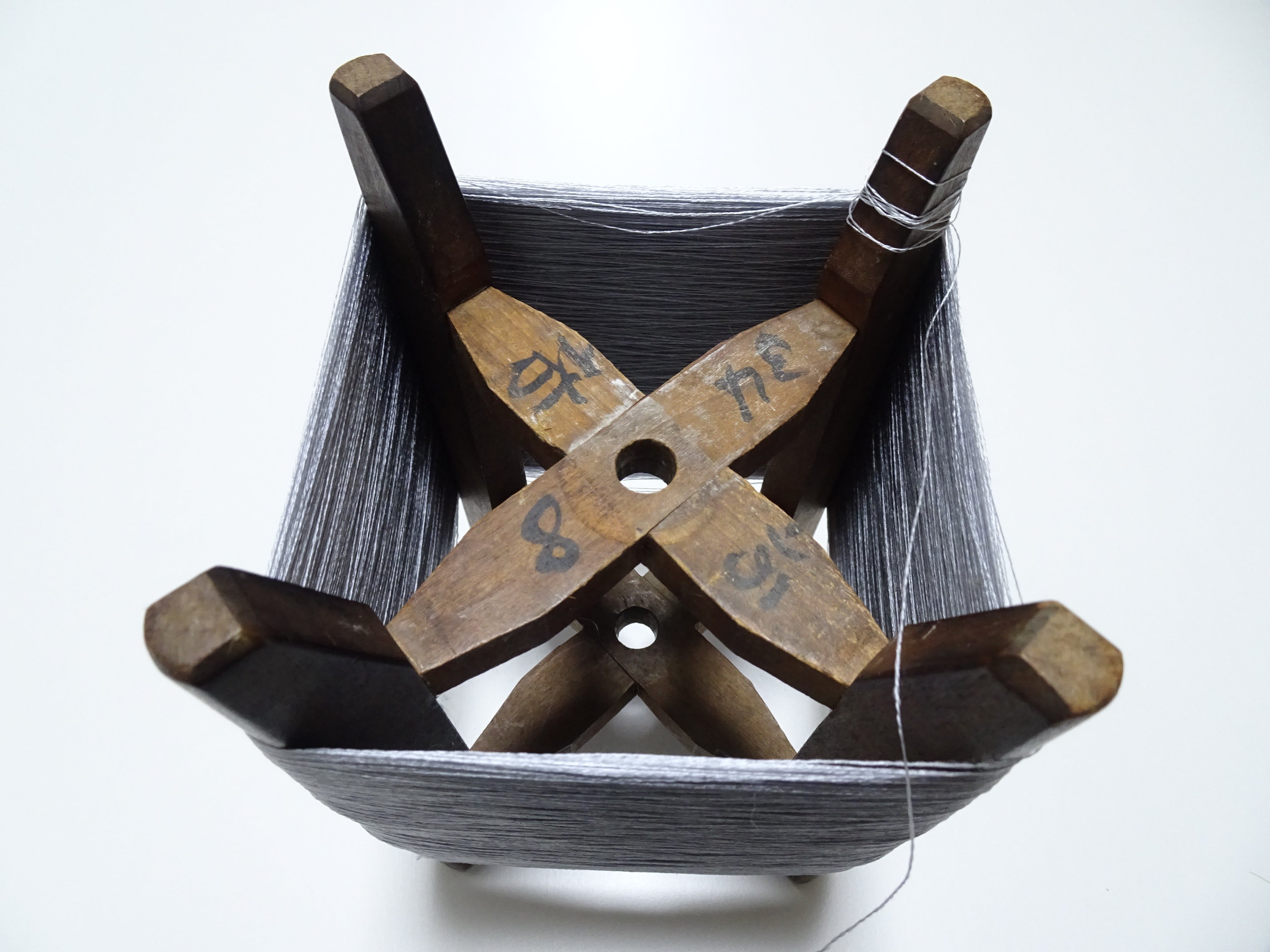 Japanese Vintage Wooden Spool & Silk Thread Embroidery 17991