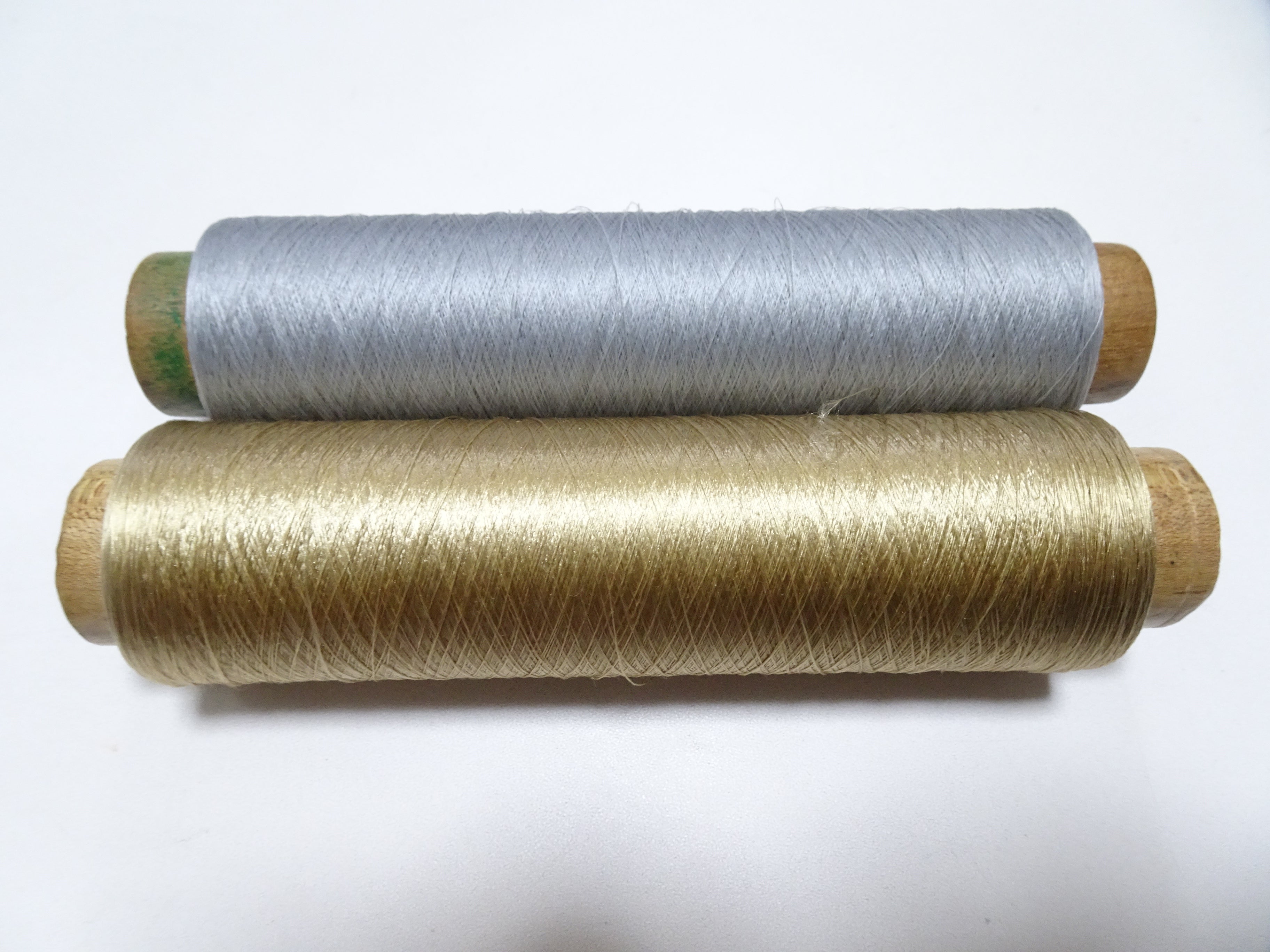 Japanese Vintage Silk Thread & Woodn Spool 2sets Embroidery 18723