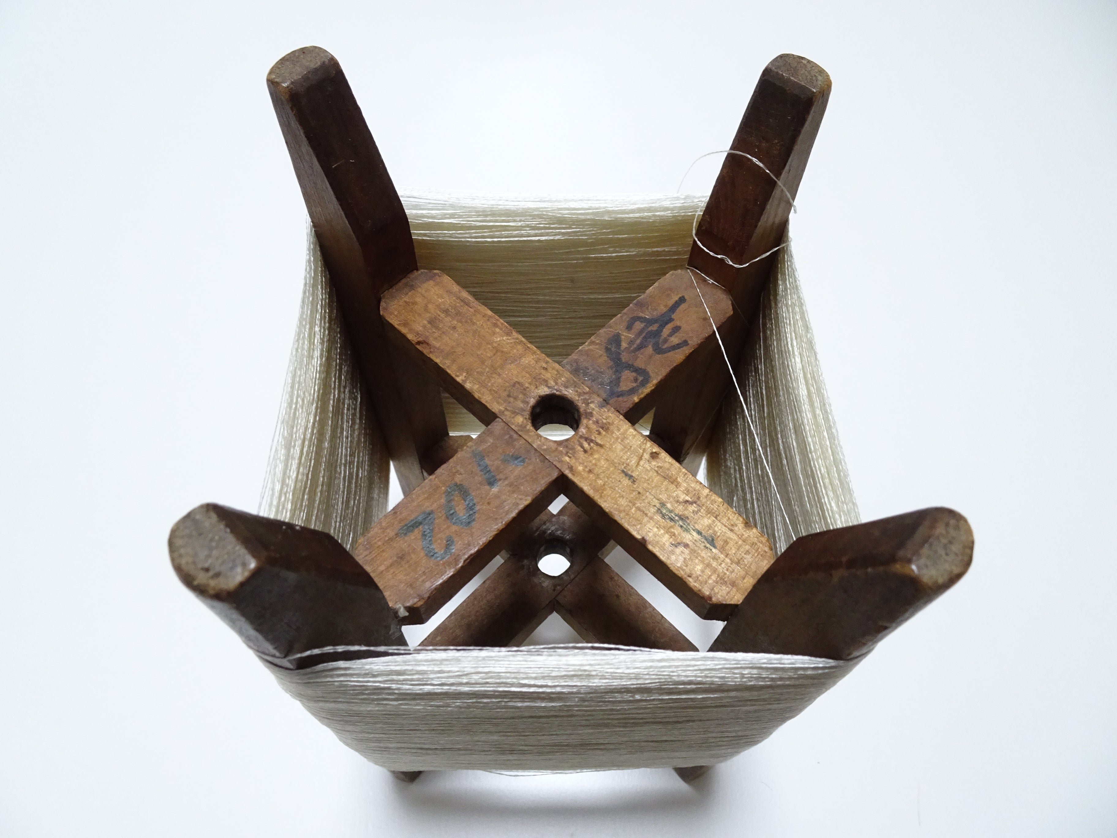 Japanese Vintage Wooden Spool & Silk Thread Embroidery 17993