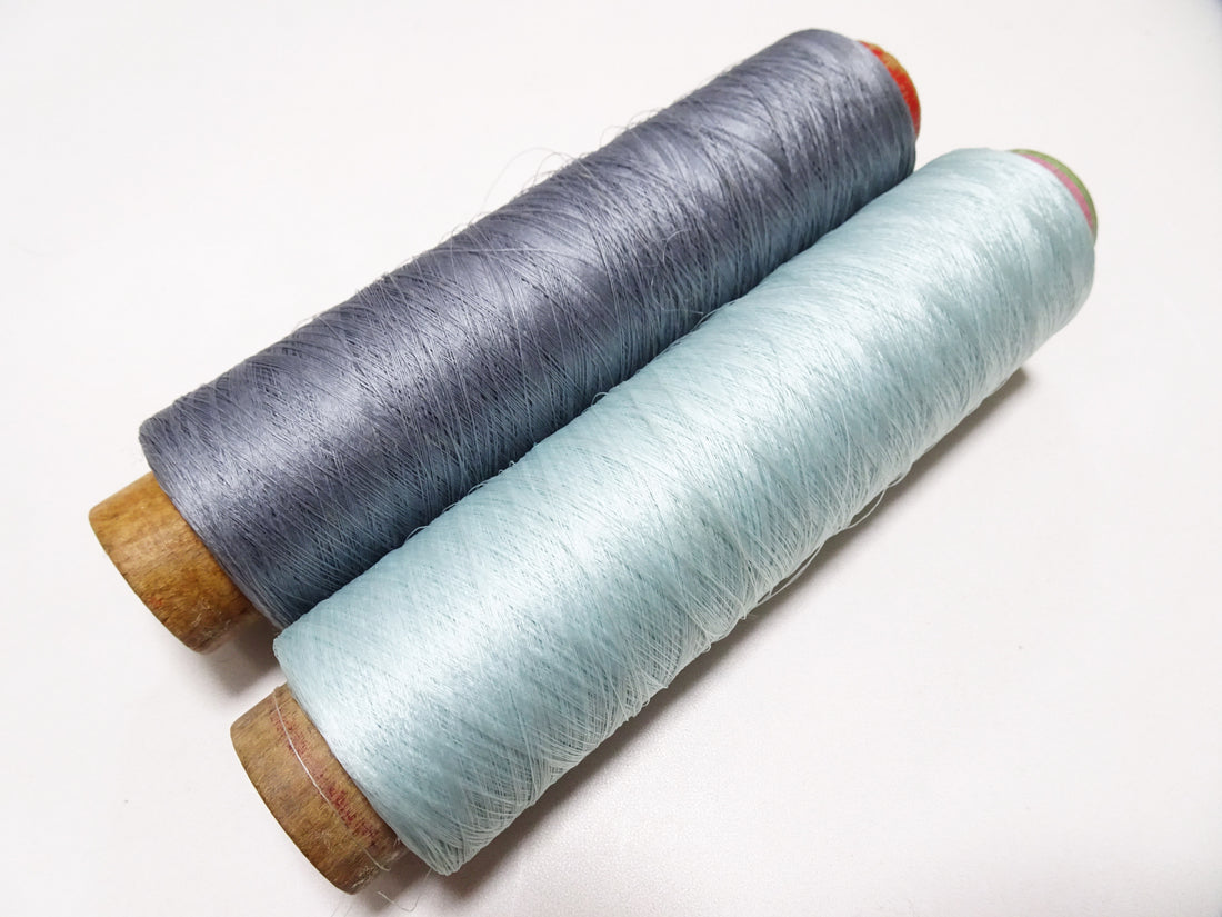 Japanese Vintage Silk Thread & Woodn Spool 2sets Embroidery 18725