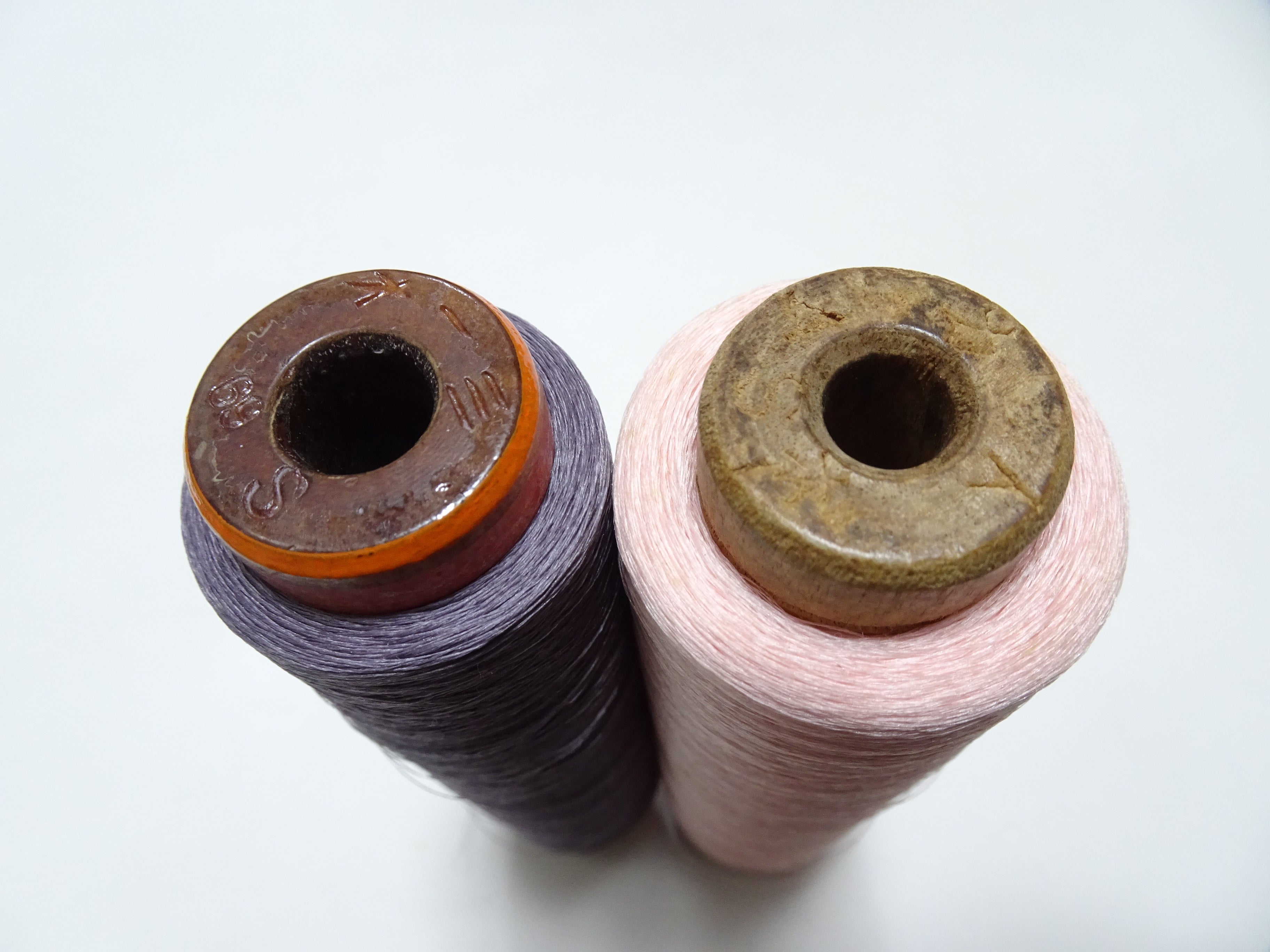 Japanese Vintage Silk Thread & Woodn Spool 2sets Embroidery 18726