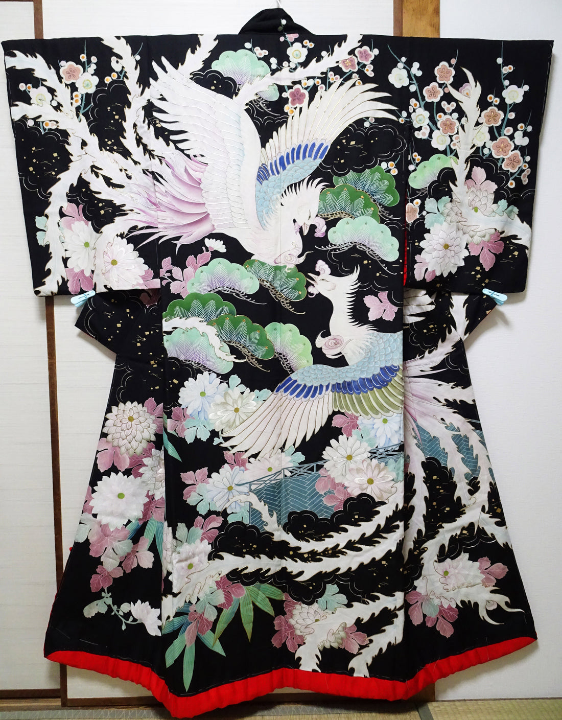 Japanese Antique Rare Taishō Uchikake with Phoenix Motifs – Yuzen Art & Gold Embroidery / Black 17524