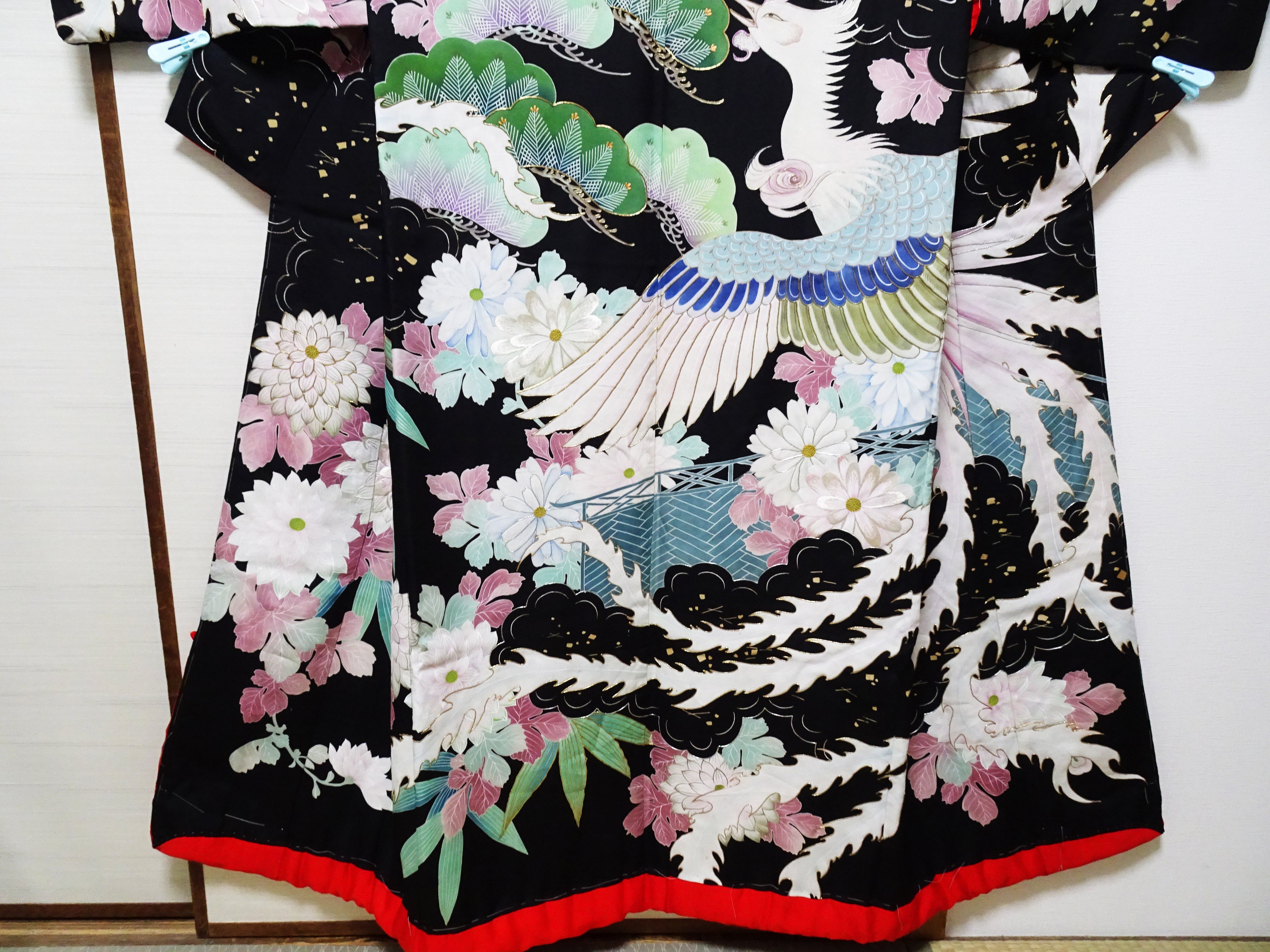 Japanese Antique Rare Taishō Uchikake with Phoenix Motifs – Yuzen Art & Gold Embroidery / Black 17524