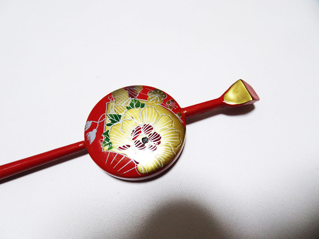 Japanese Vintage  Wooden Kanzashi Makie 15138