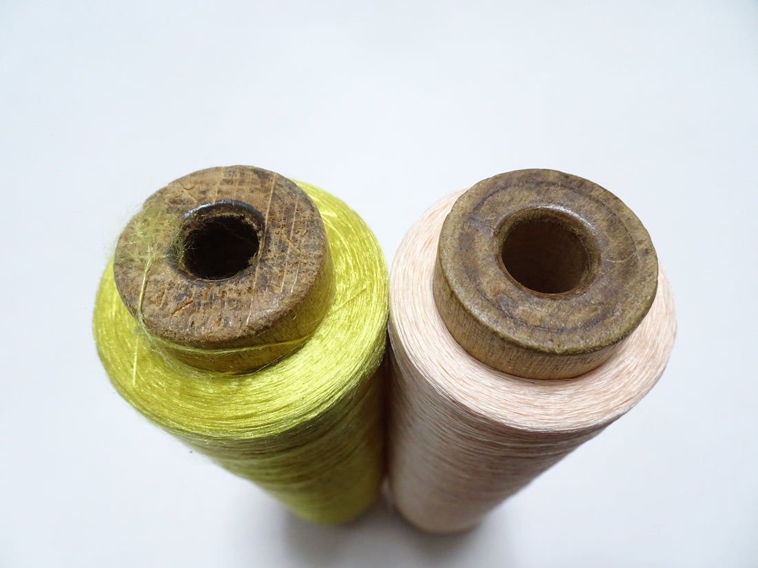 Japanese Vintage Silk Thread & Woodn Spool 2sets Embroidery 18727