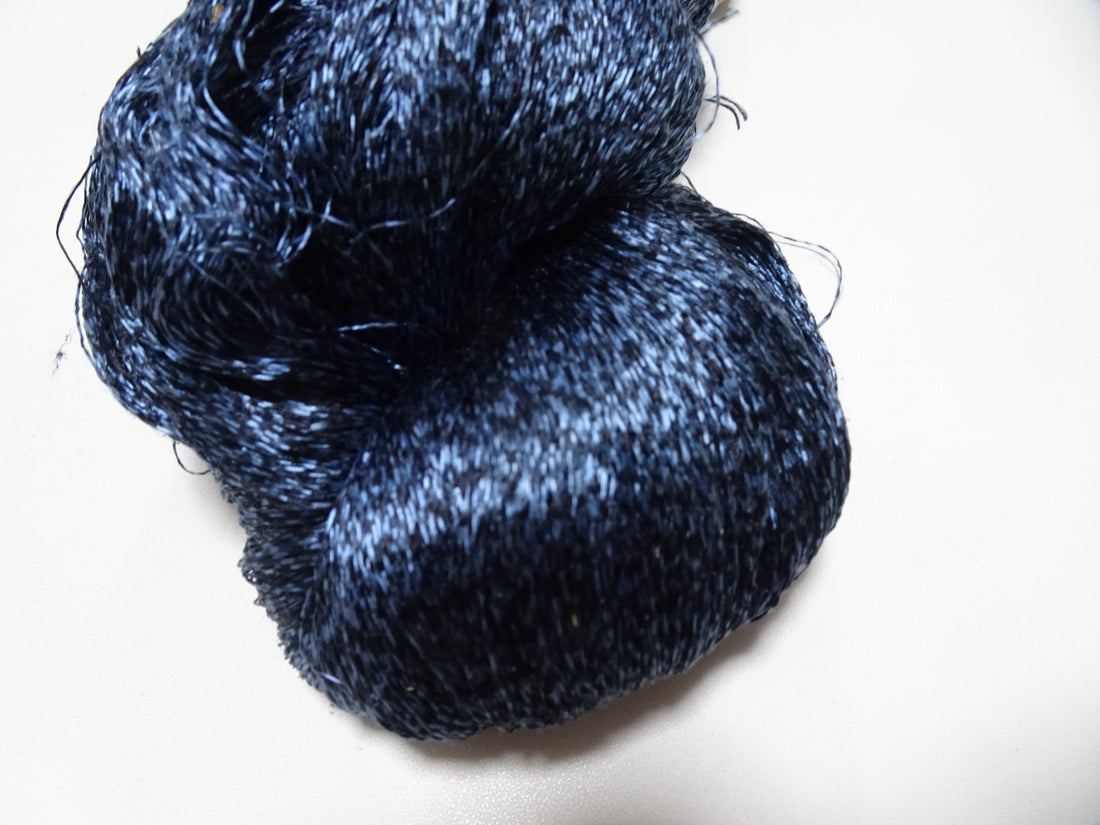 Japanese Vintage Super Rare Indigo Mud Dyeing Kasuri loose Twisted Silk Thread Embroidery & weave 13608