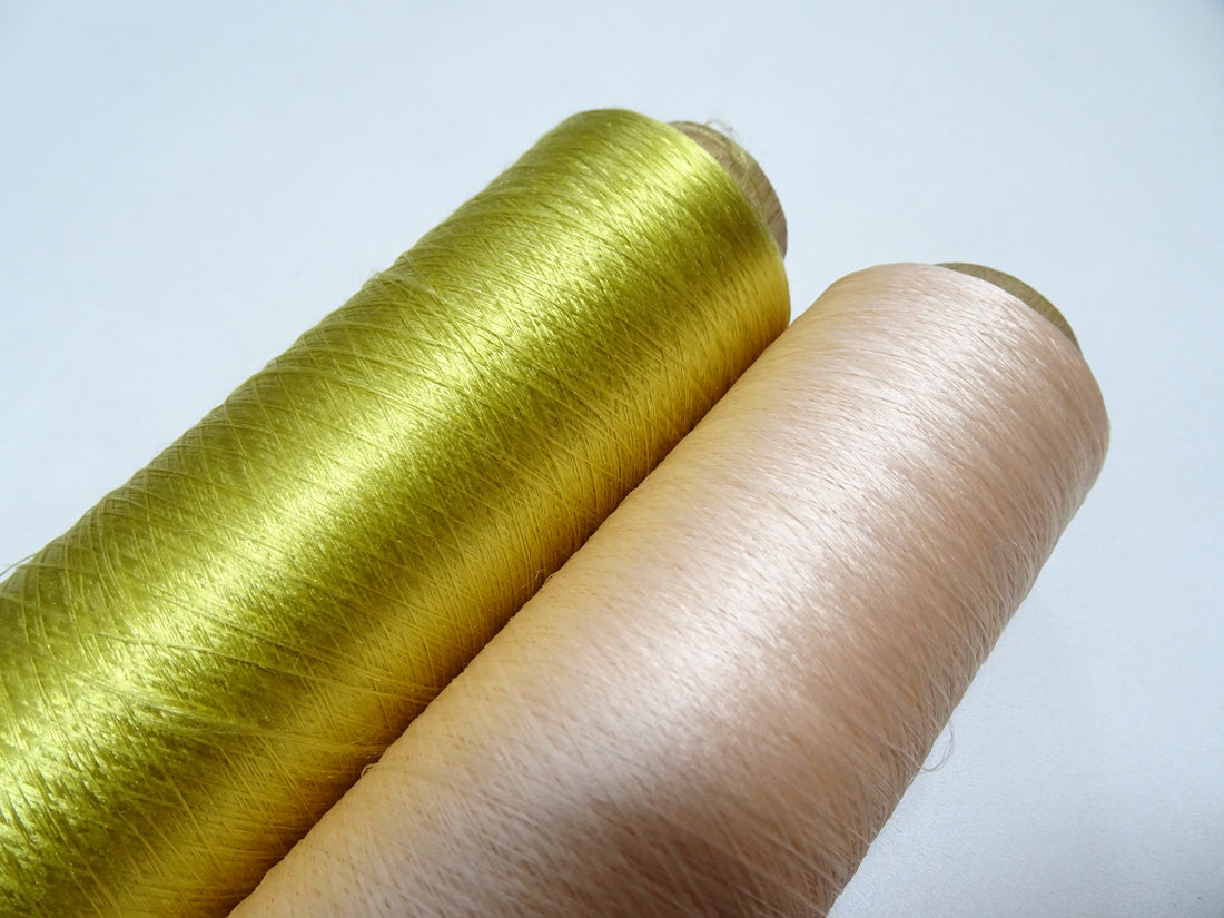 Japanese Vintage Silk Thread & Woodn Spool 2sets Embroidery 18727