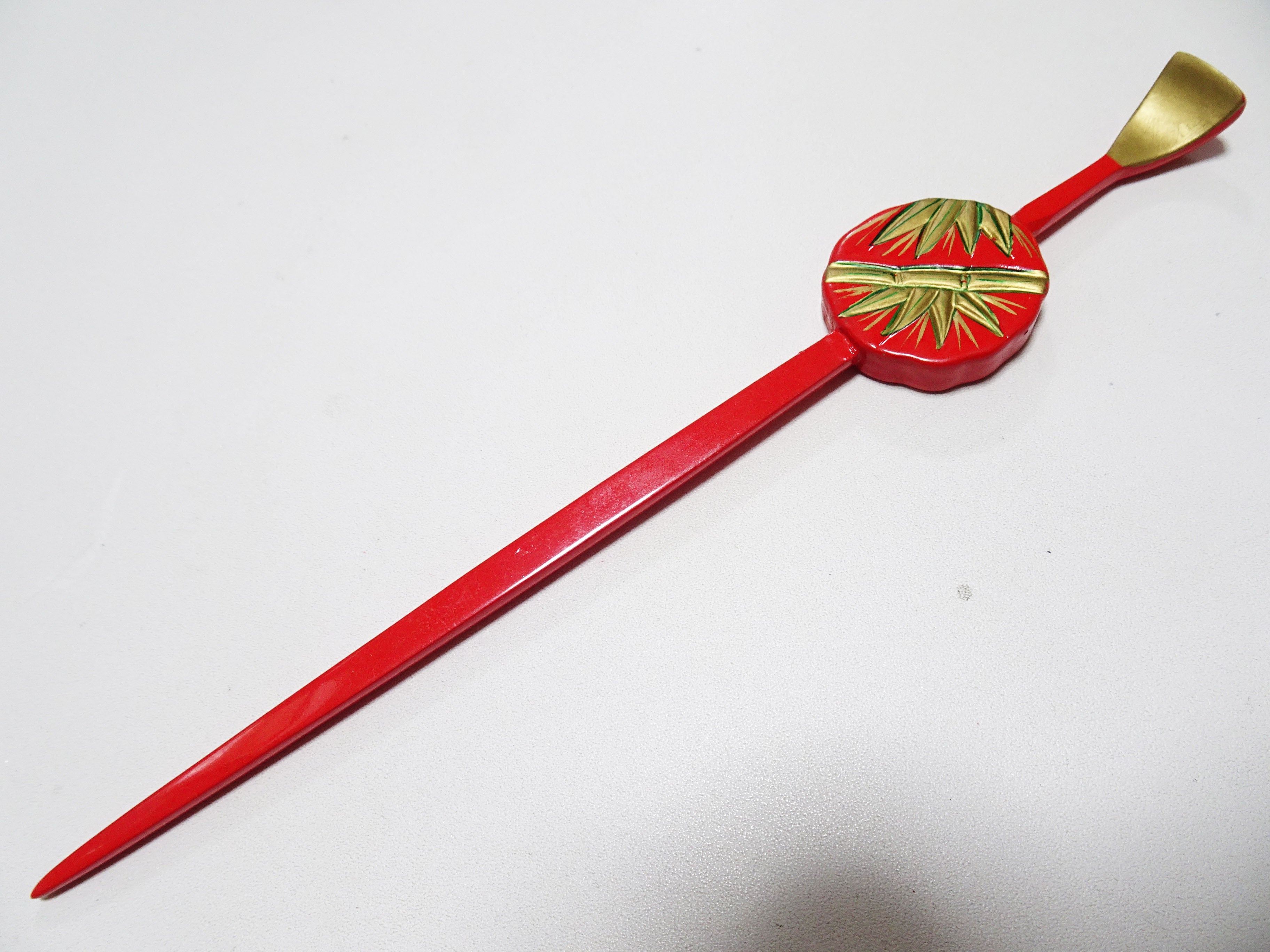 Japanese Vintage  Wooden Kanzashi Makie 15139