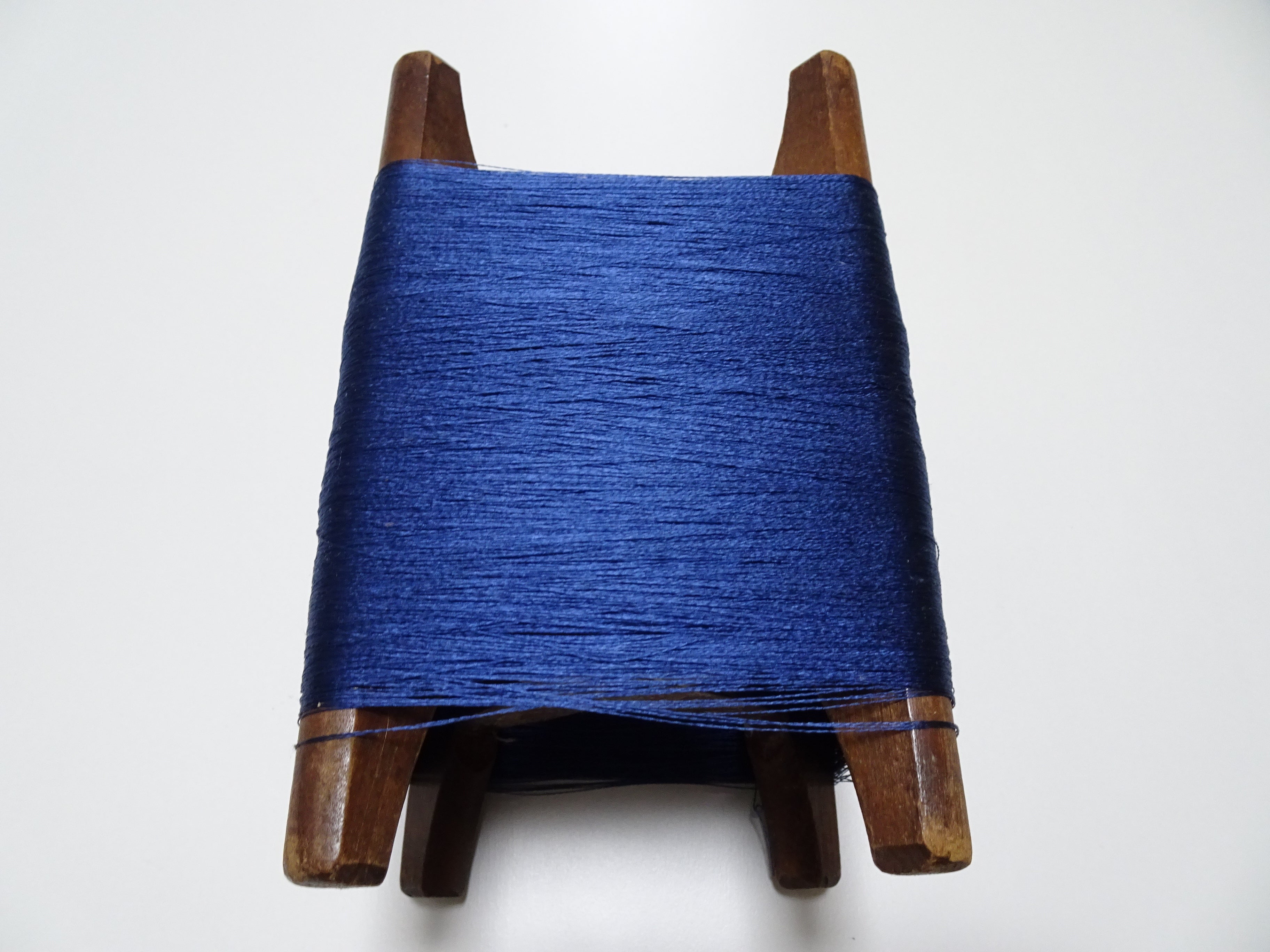 Japanese Vintage Wooden Spool & Silk Thread Embroidery 17997
