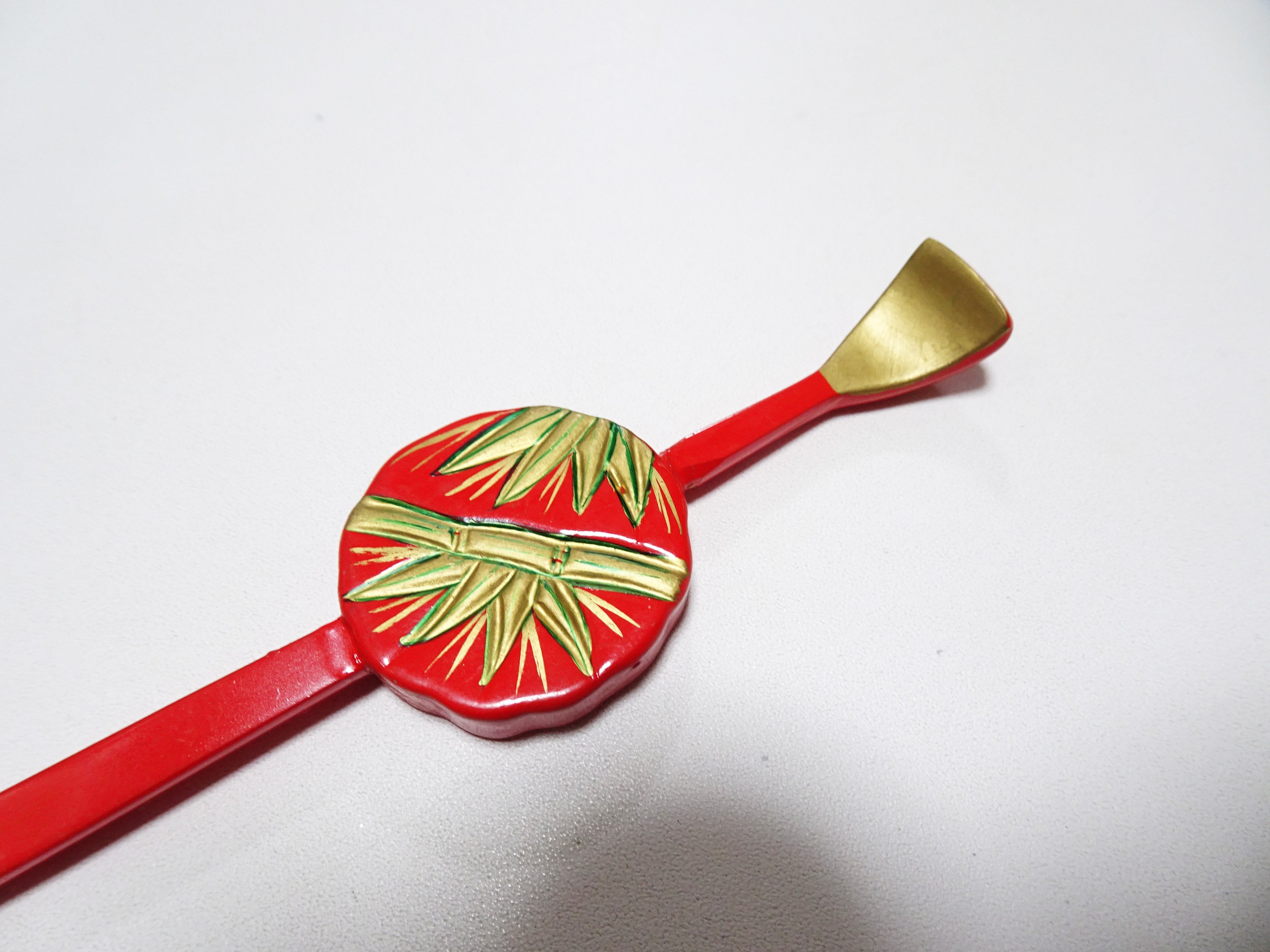 Japanese Vintage  Wooden Kanzashi Makie 15139