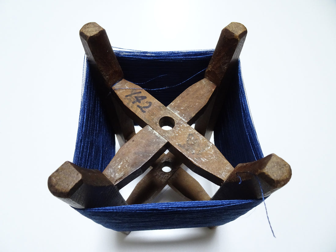 Japanese Vintage Wooden Spool & Silk Thread Embroidery 17997